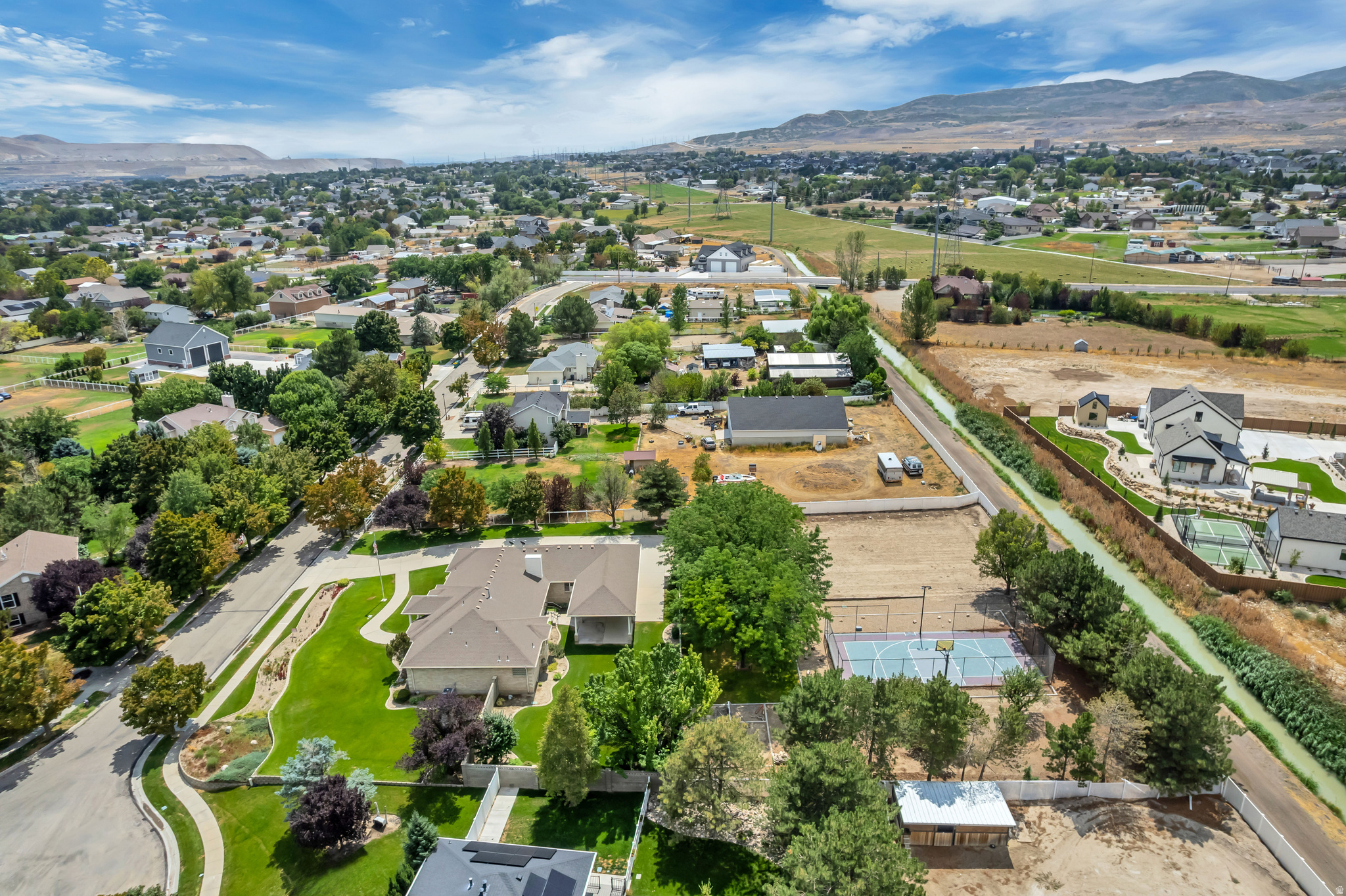 main property photo 45