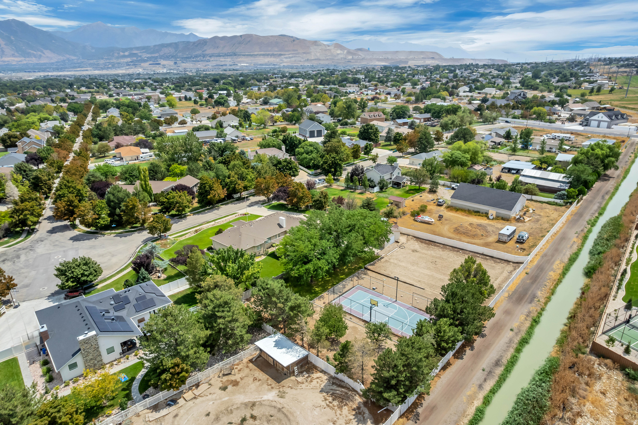 main property photo 46