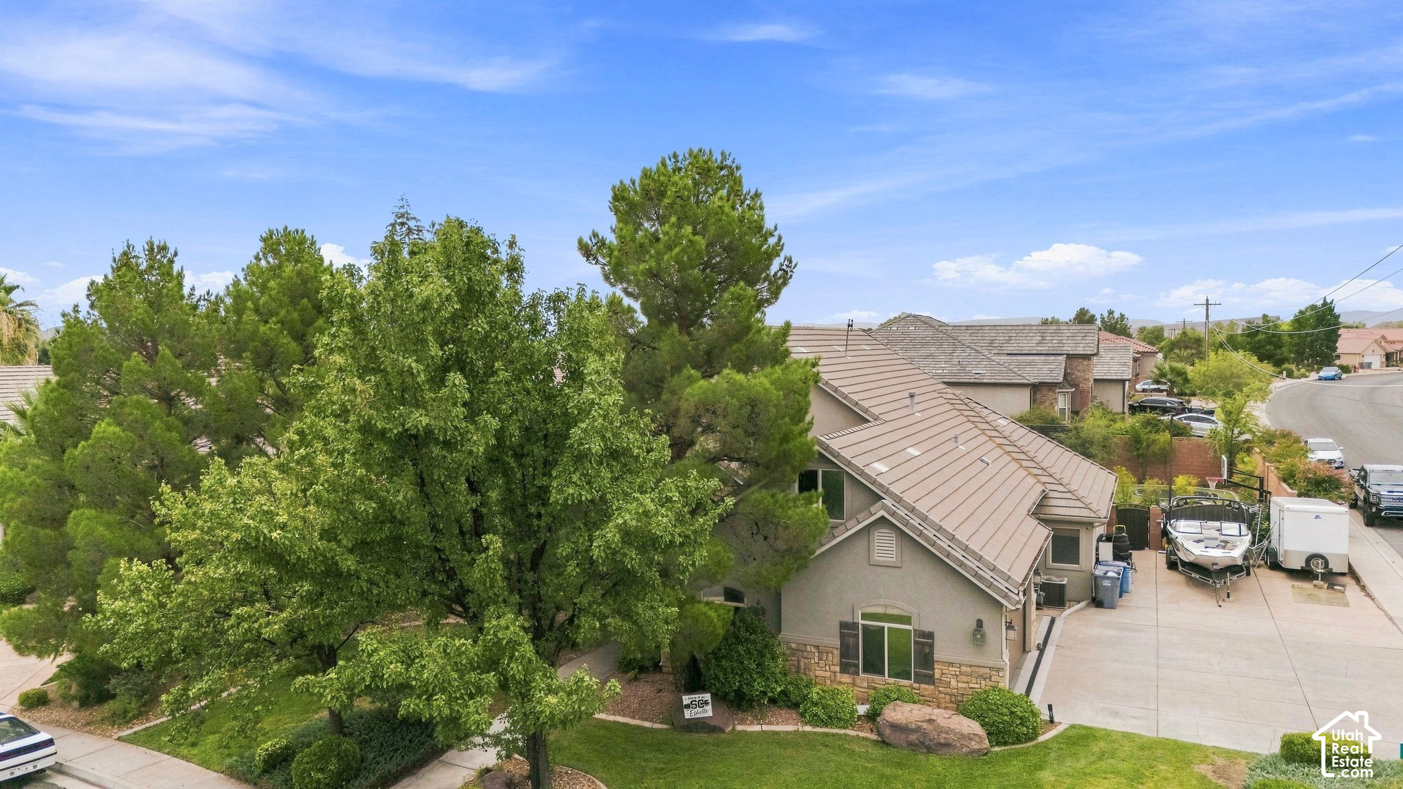 main property photo 51