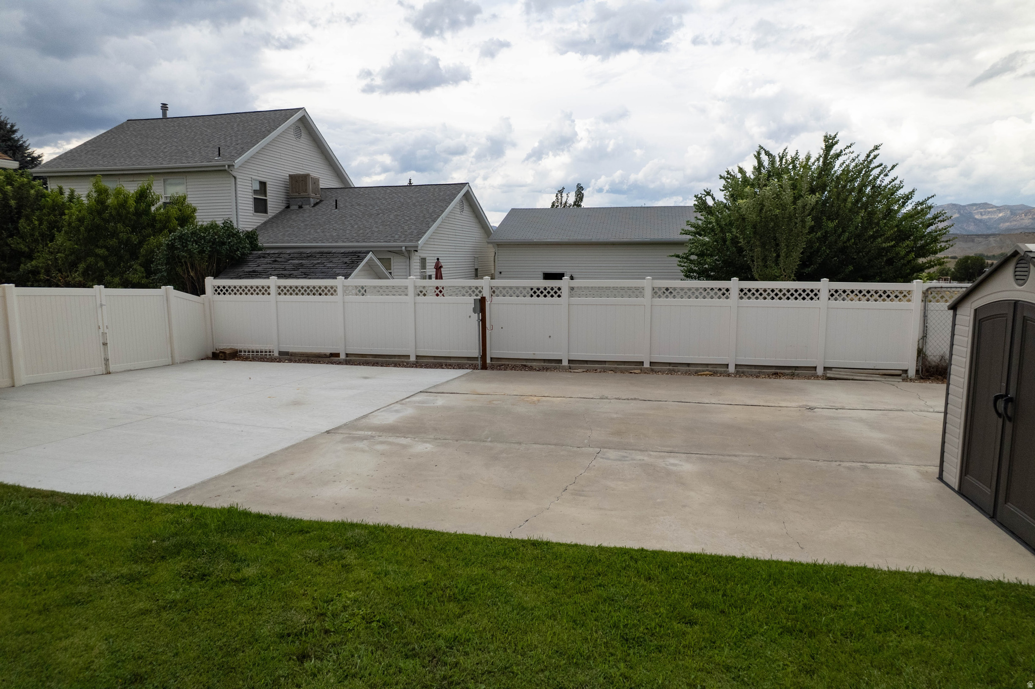 main property photo 56