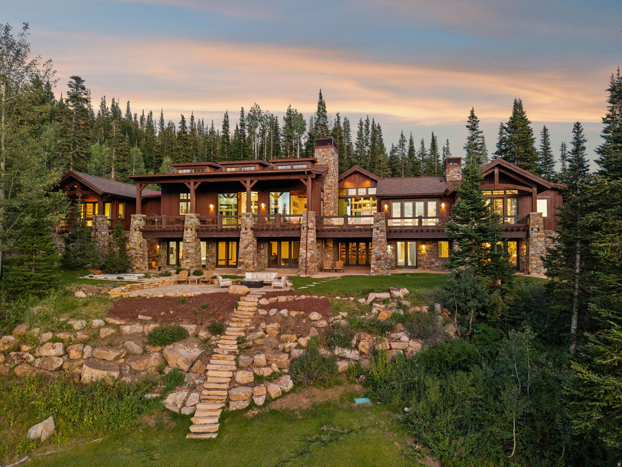 main property photo 0