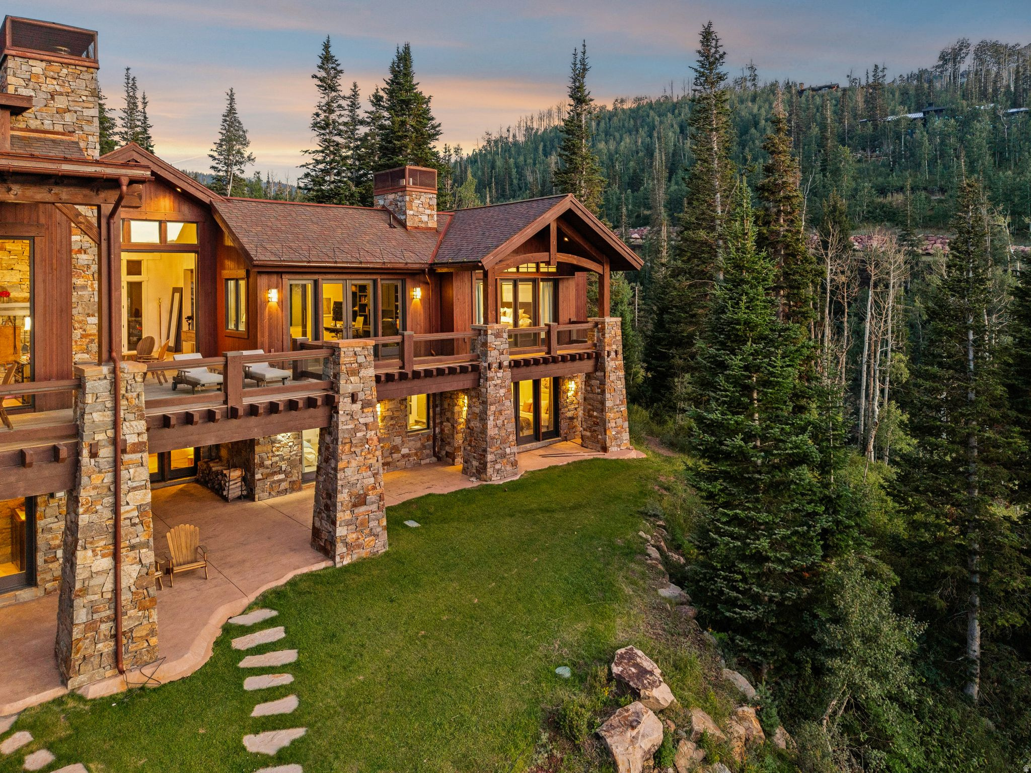 main property photo 7