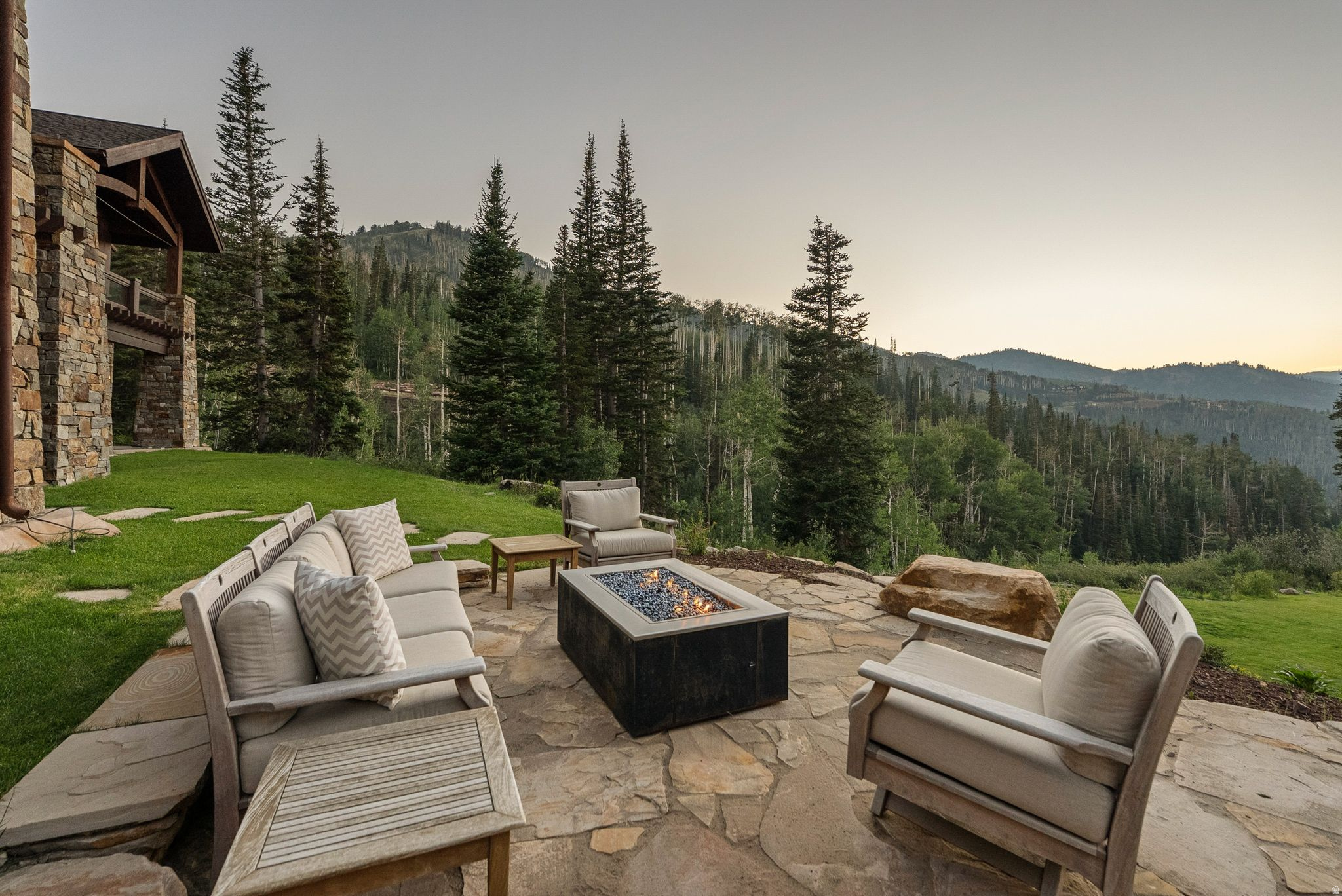 main property photo 77