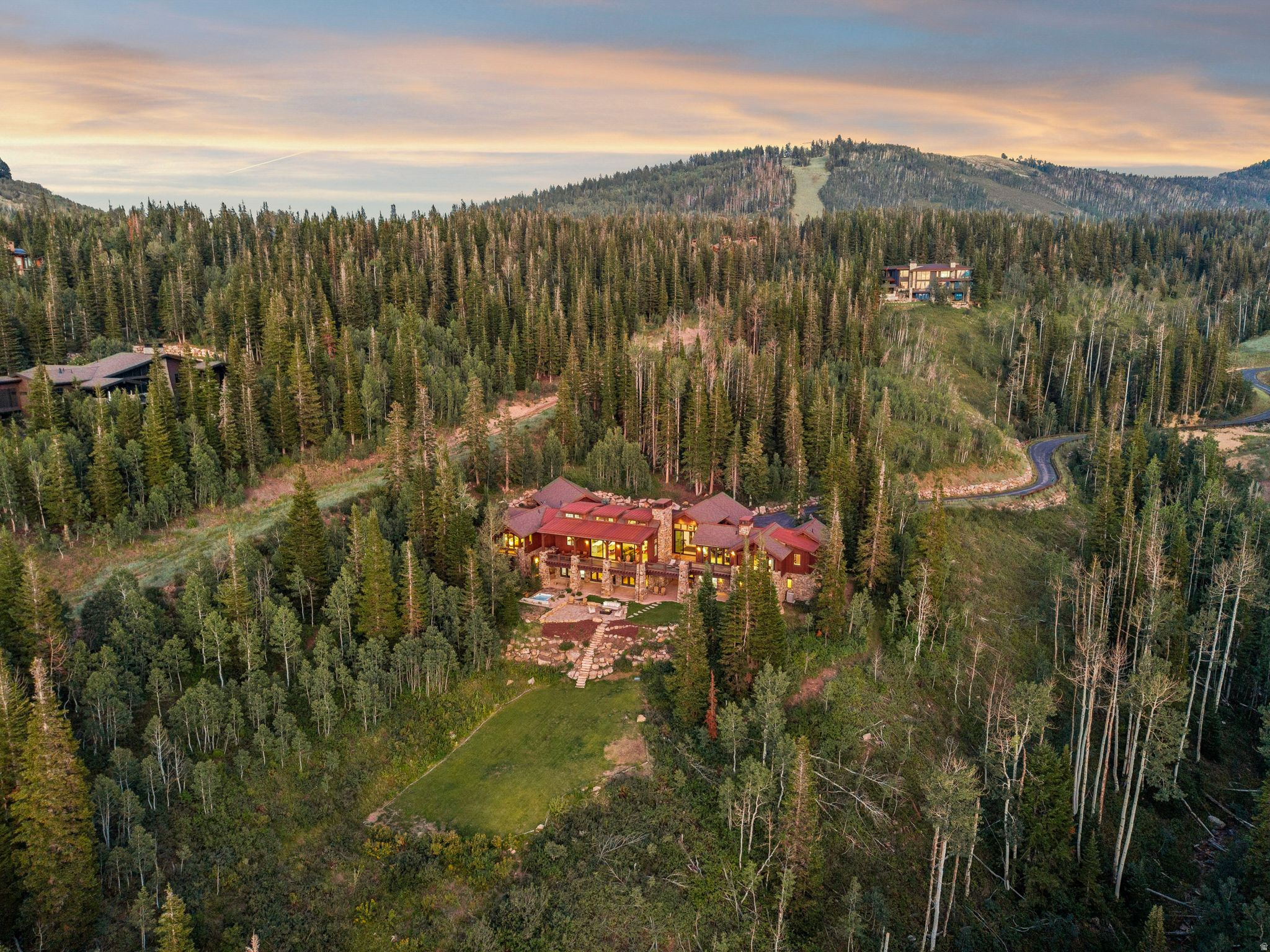 main property photo 8