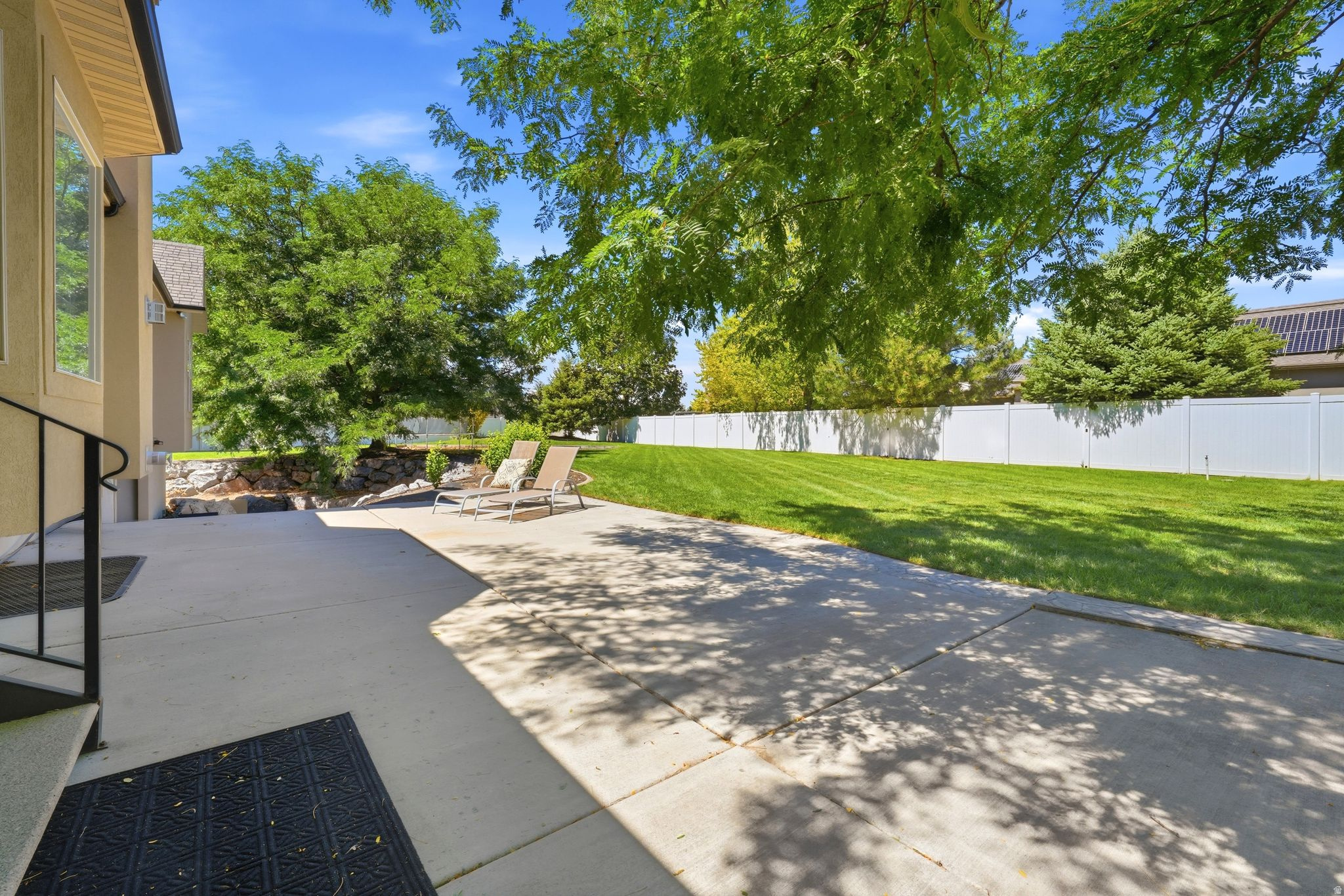 main property photo 47