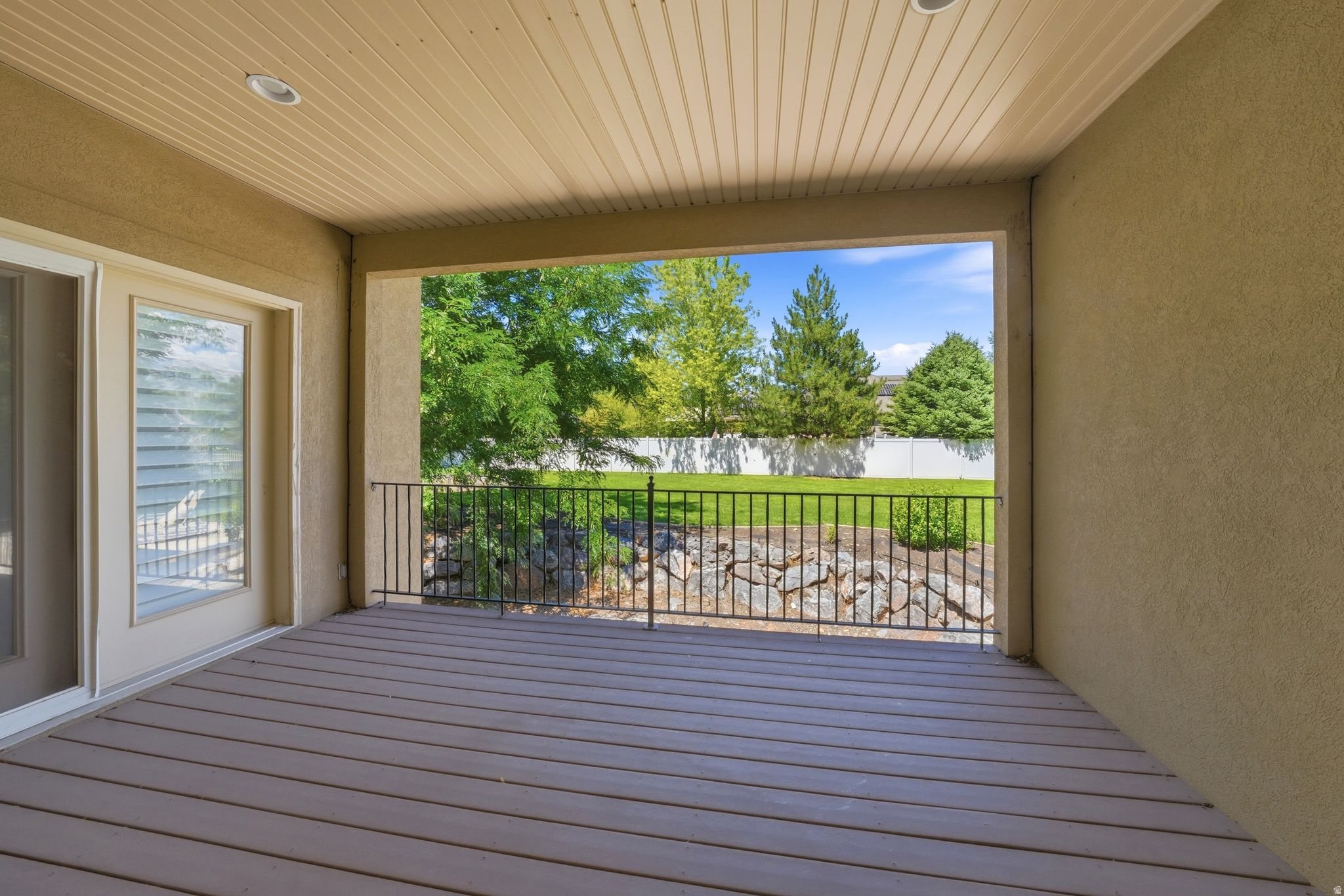 main property photo 51