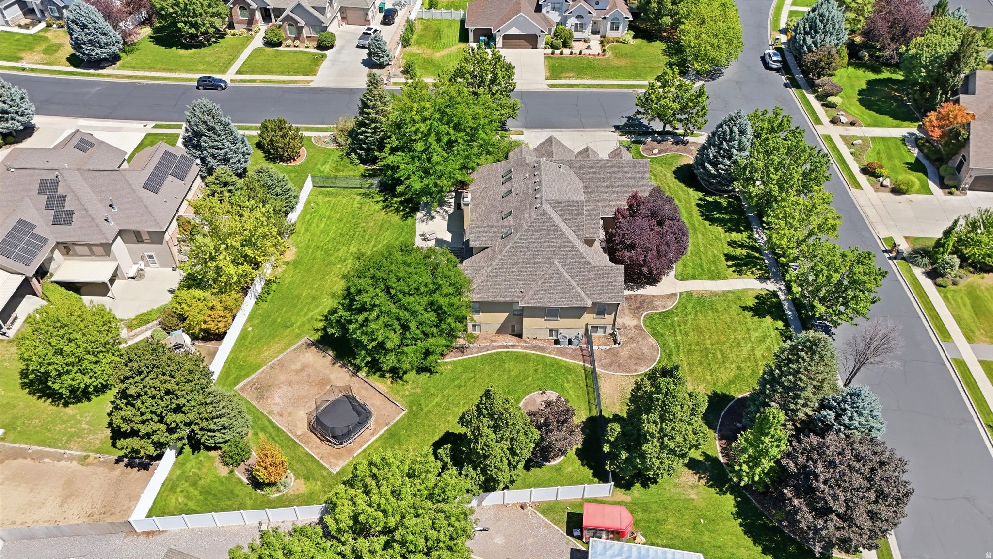main property photo 54