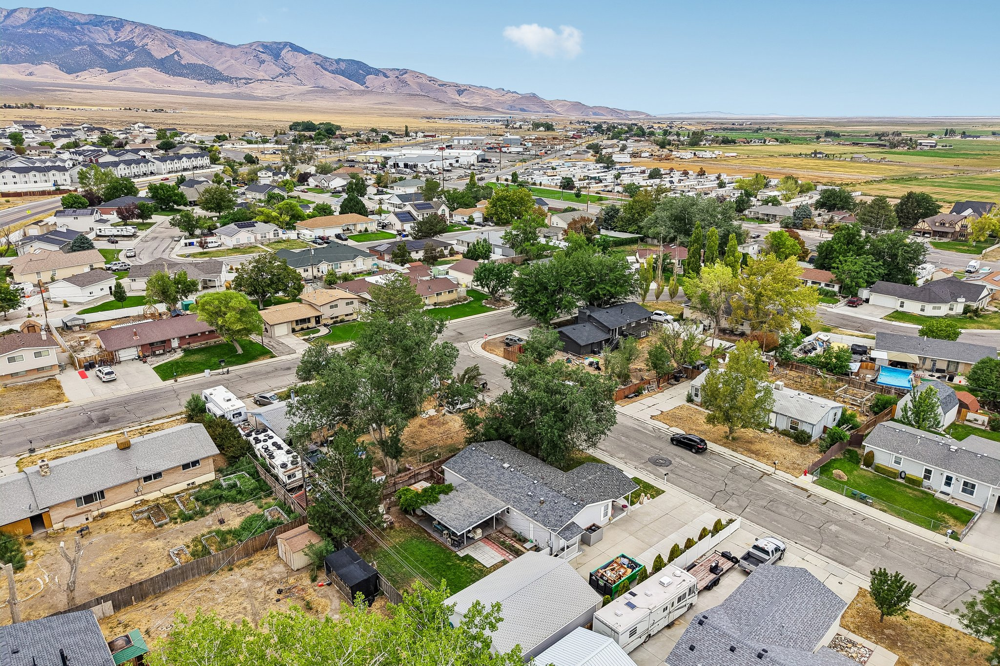 main property photo 50