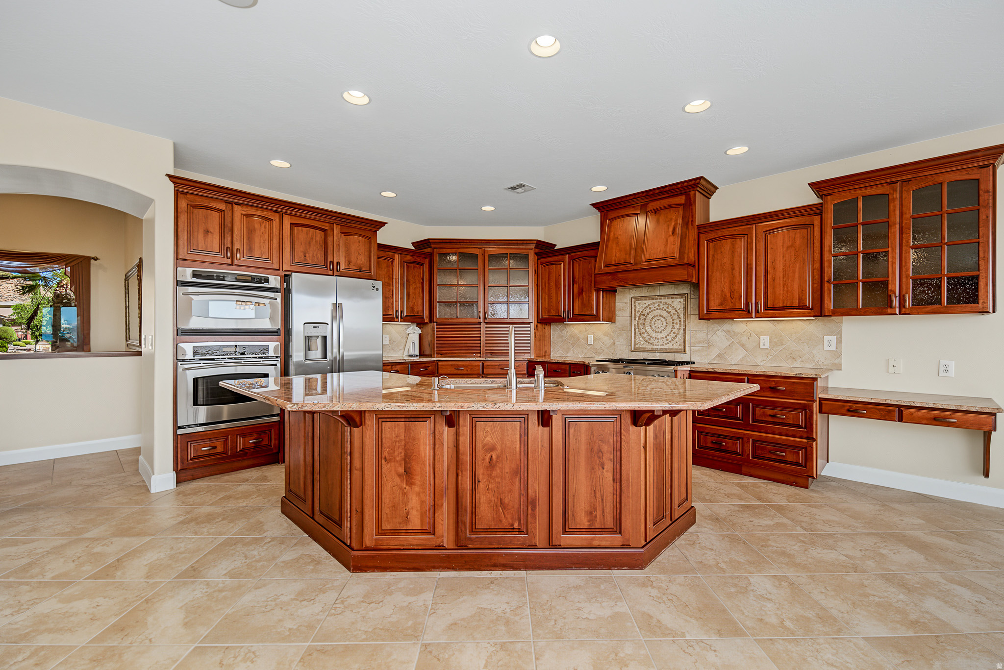 main property photo 21