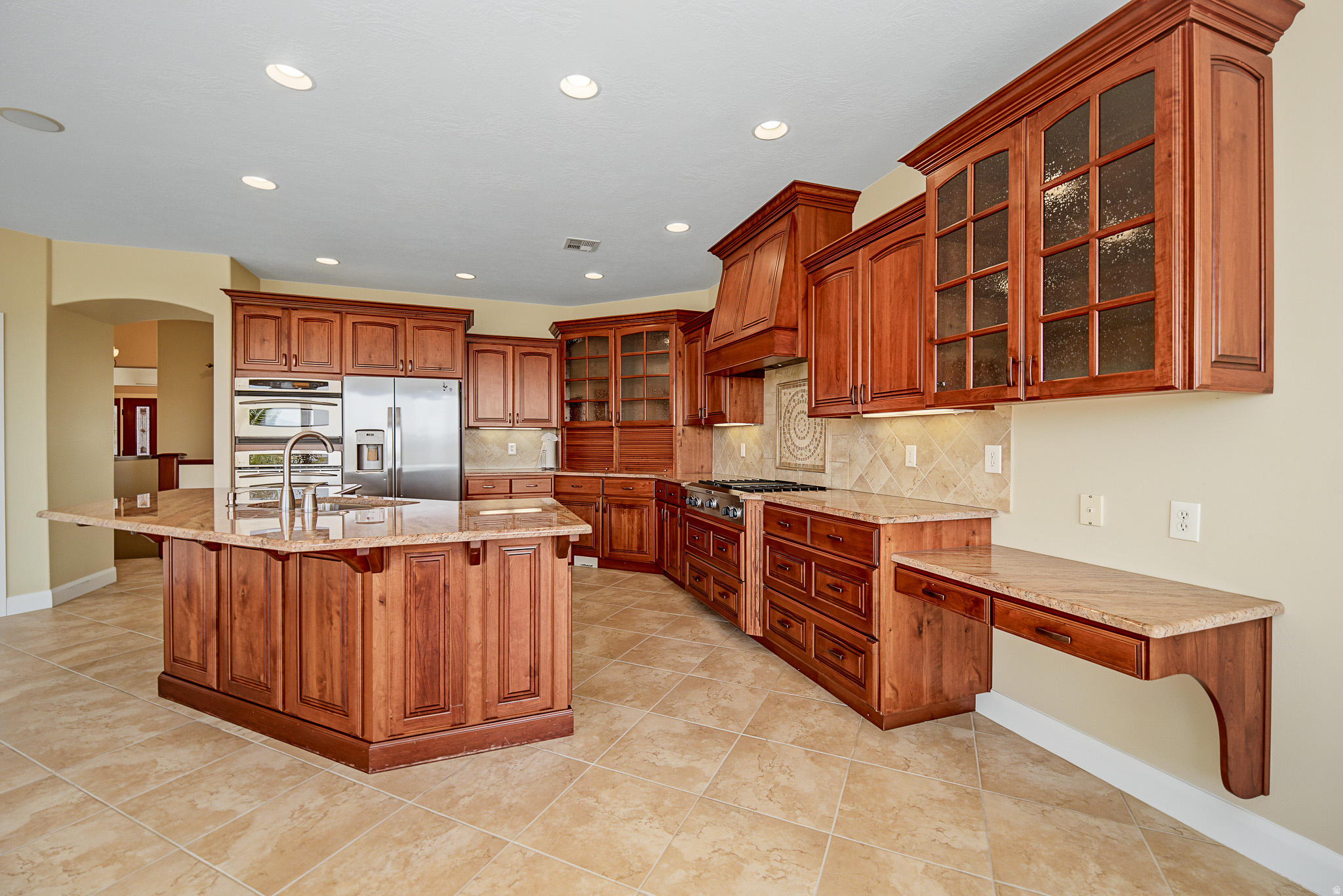 main property photo 24