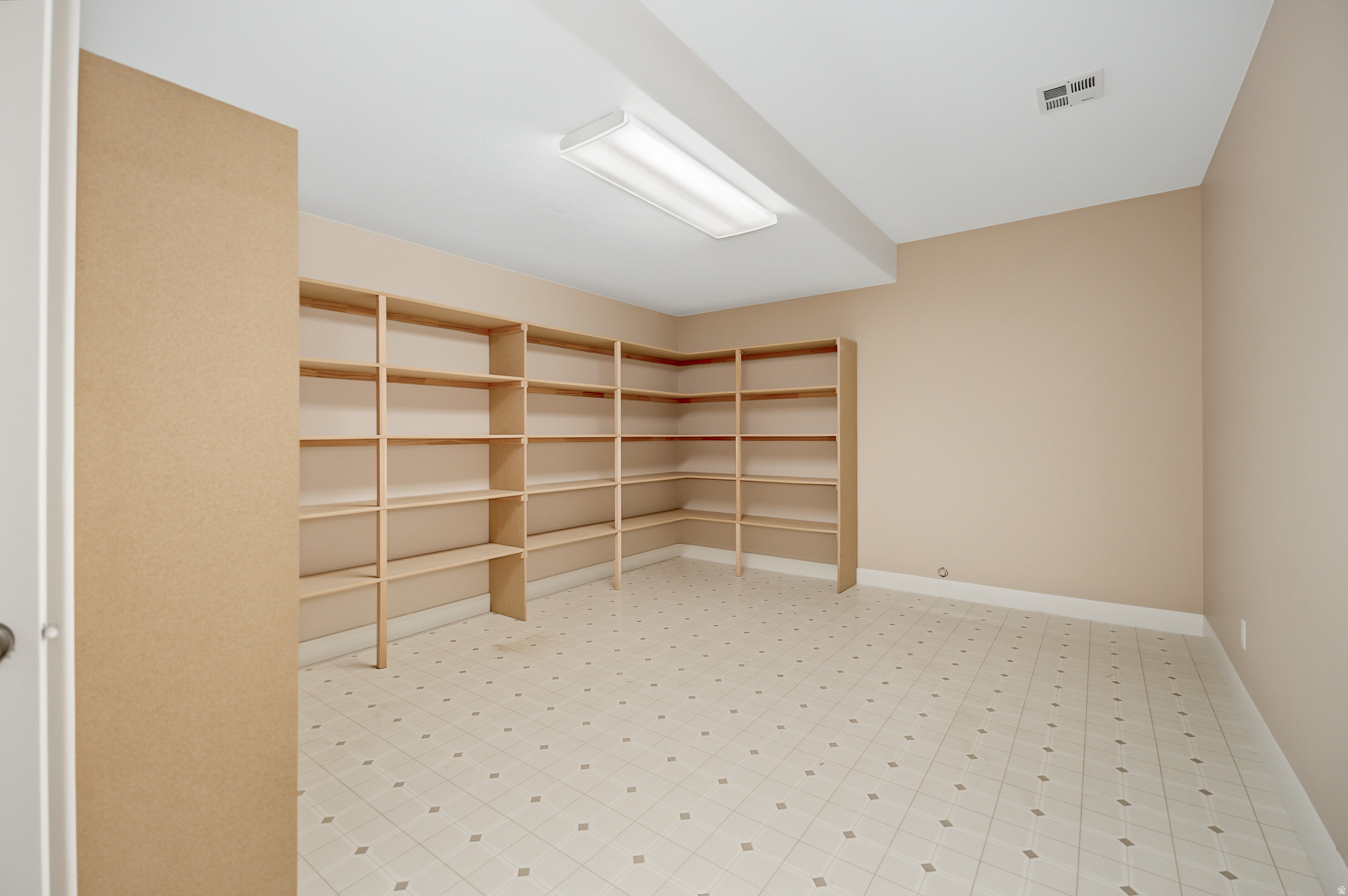 main property photo 61