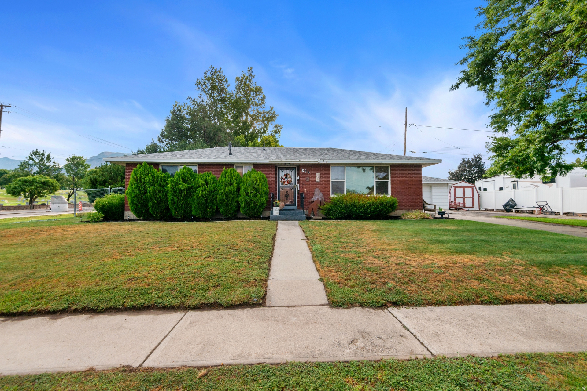 main property photo 0