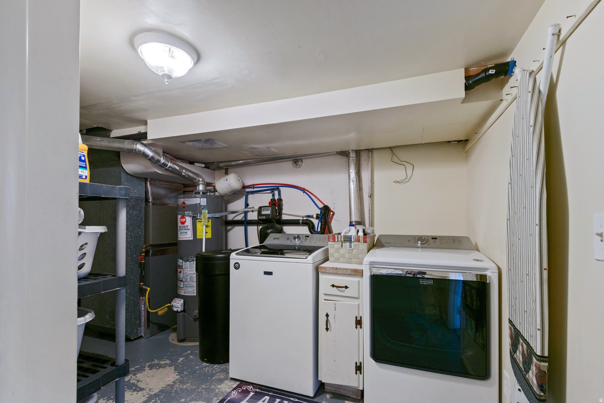 main property photo 14