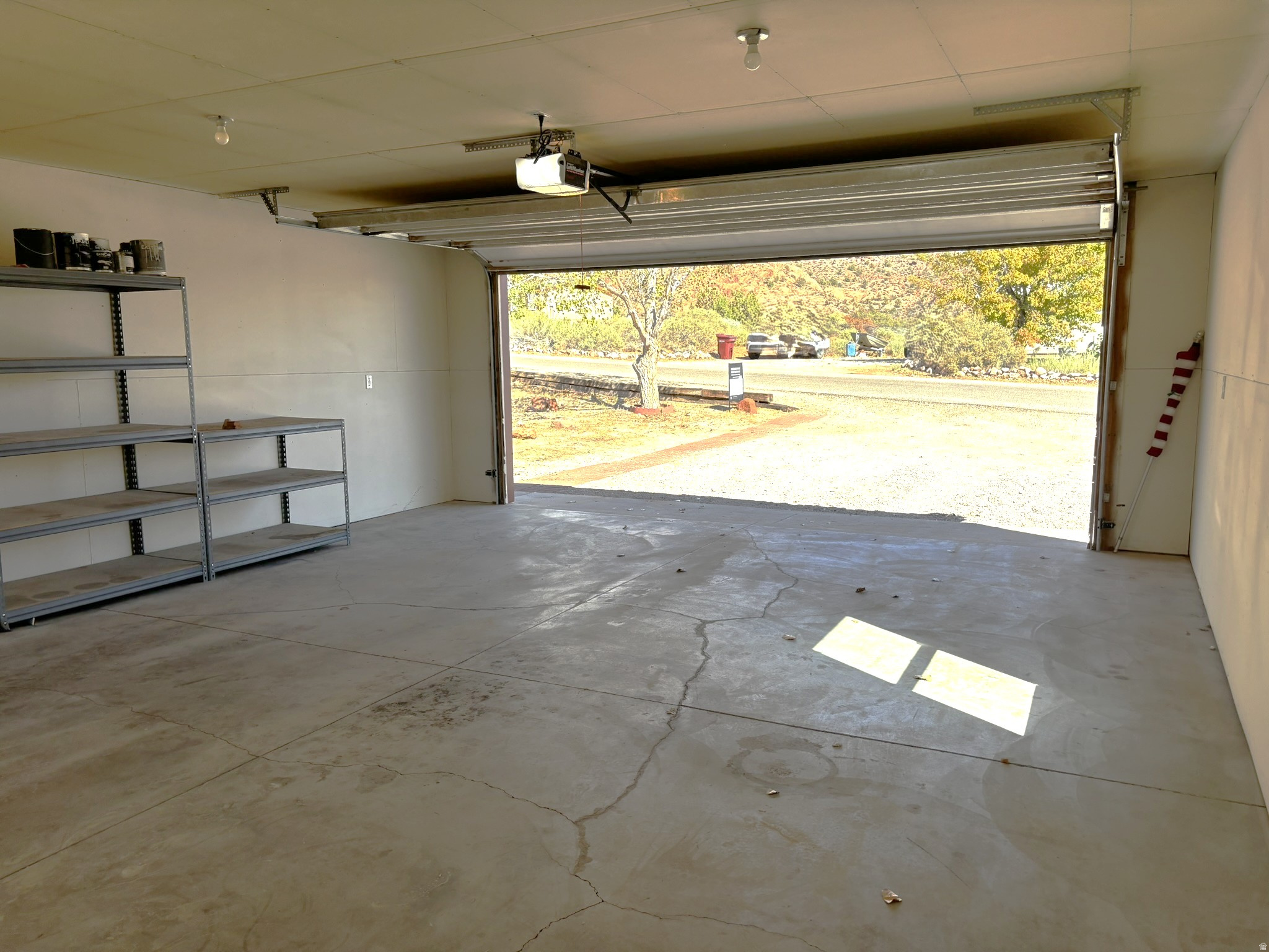 main property photo 35