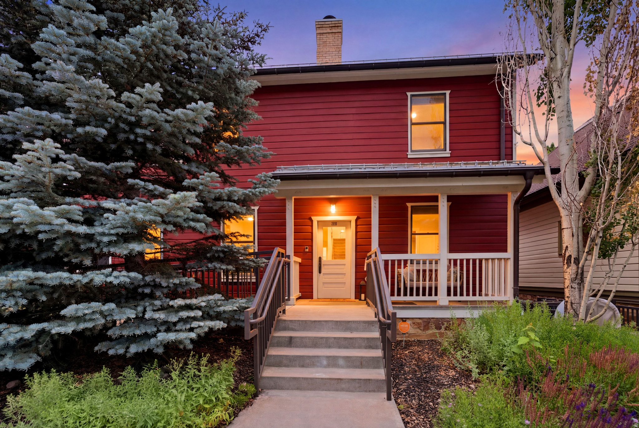 main property photo 5