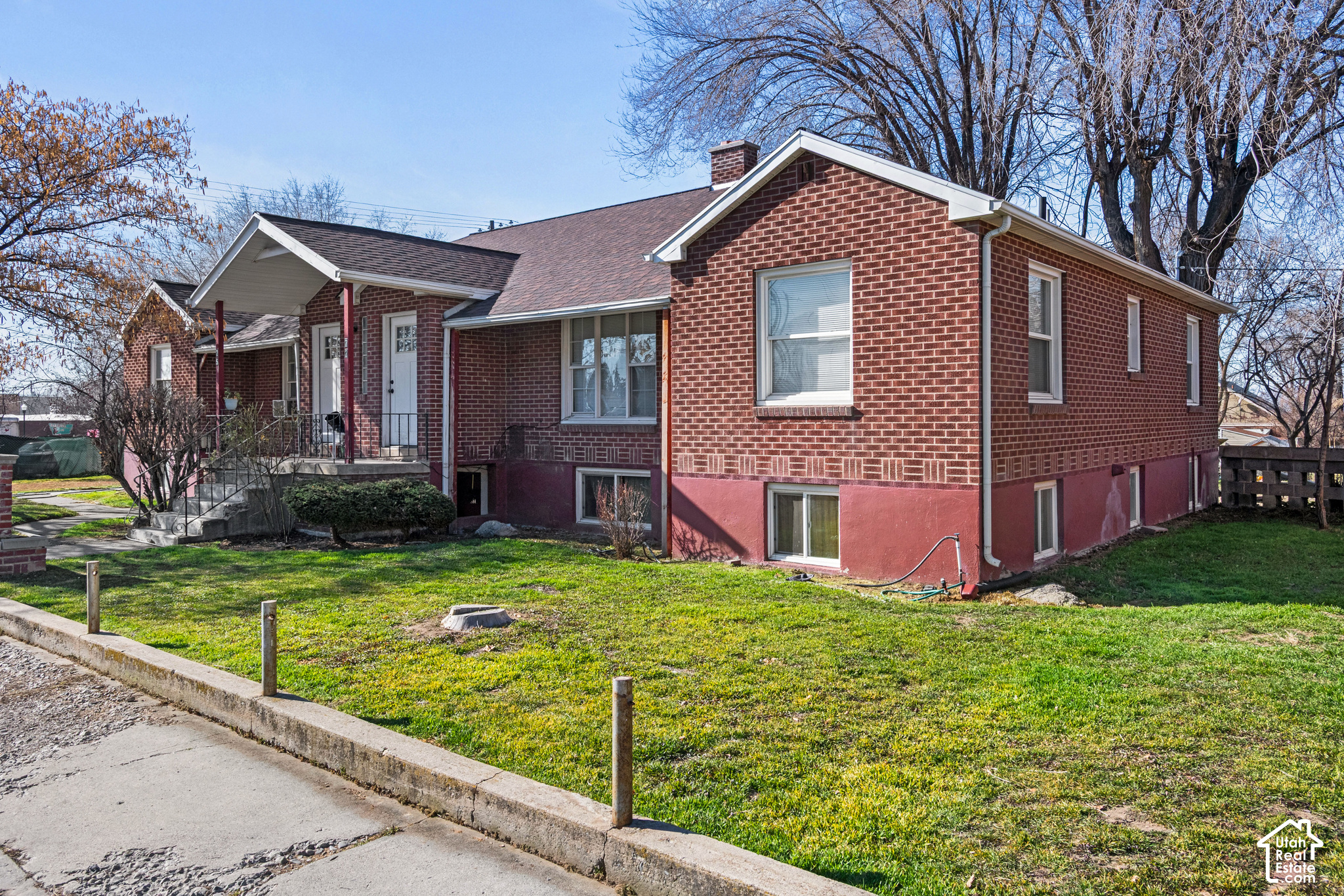 main property photo 26