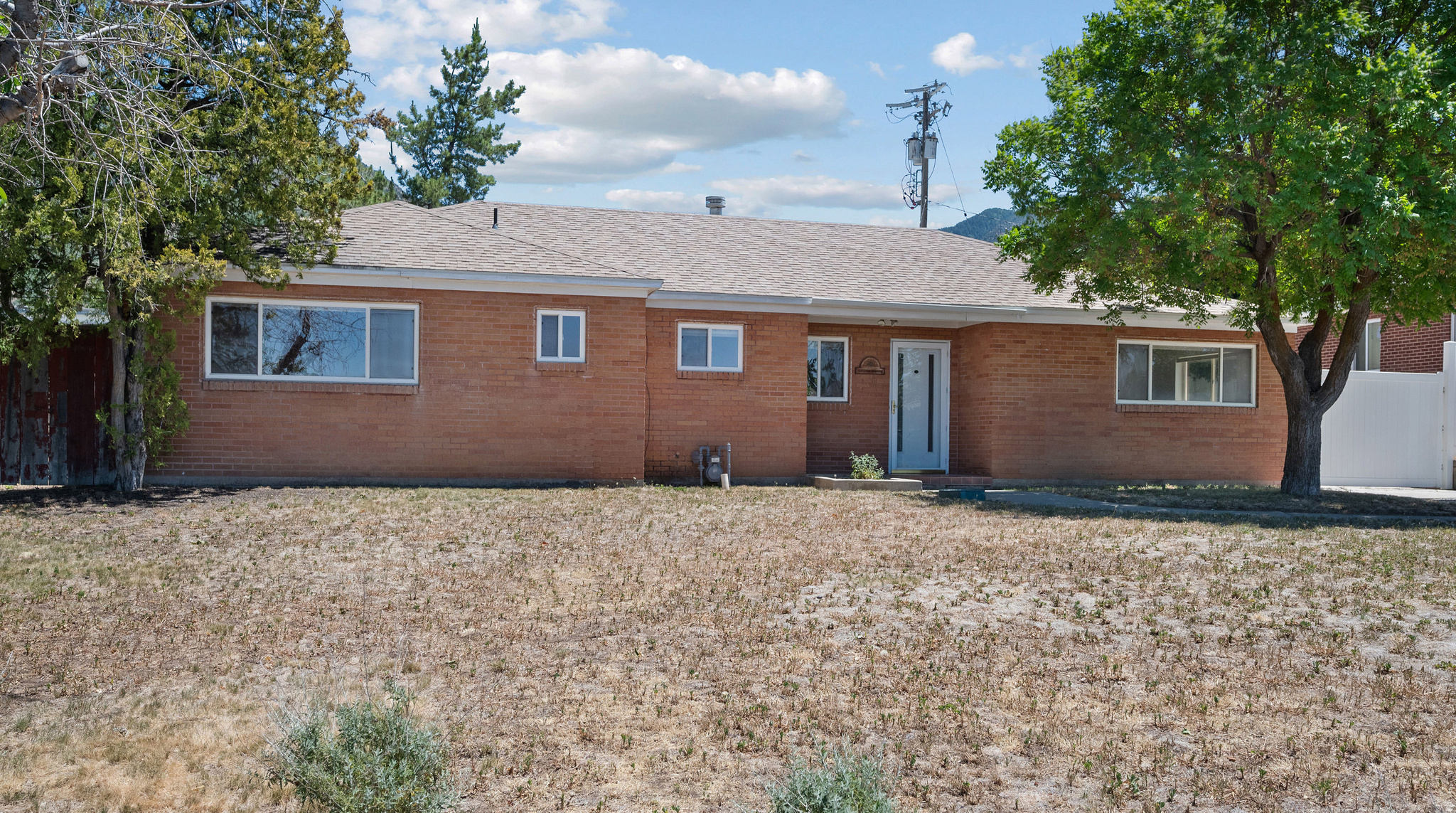 main property photo 0