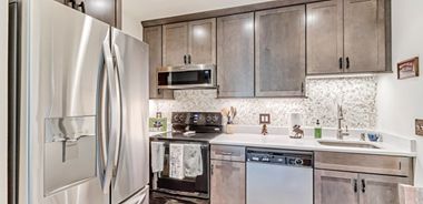image of property with 1 Bed | 1 Bath | 650 Sqft