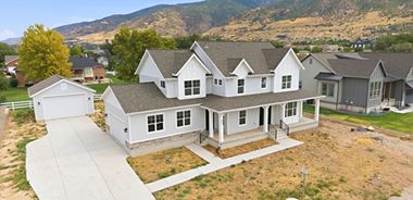 image of property with 4 Bed | 3 Bath | 4,257 Sqft