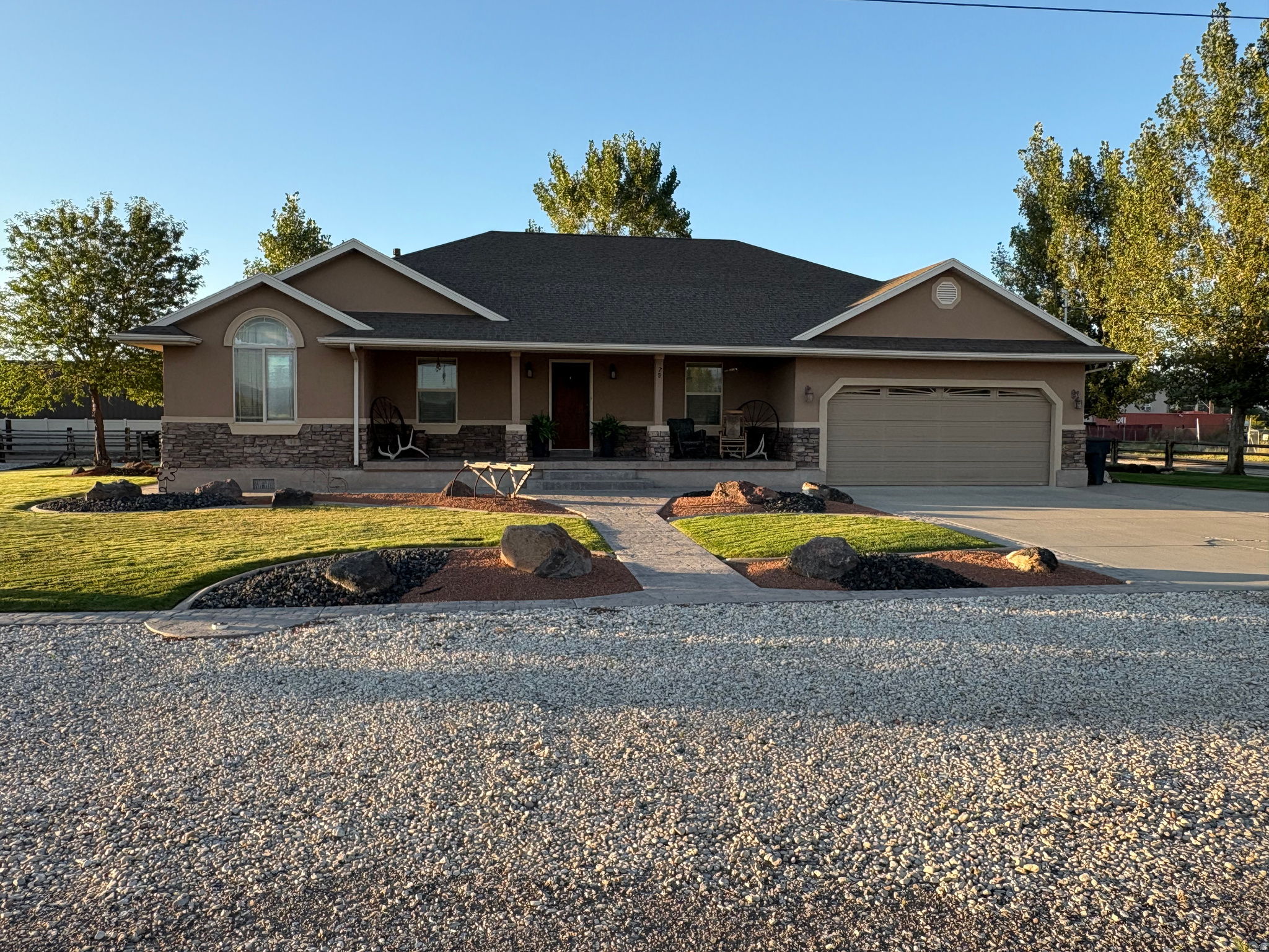 main property photo 0