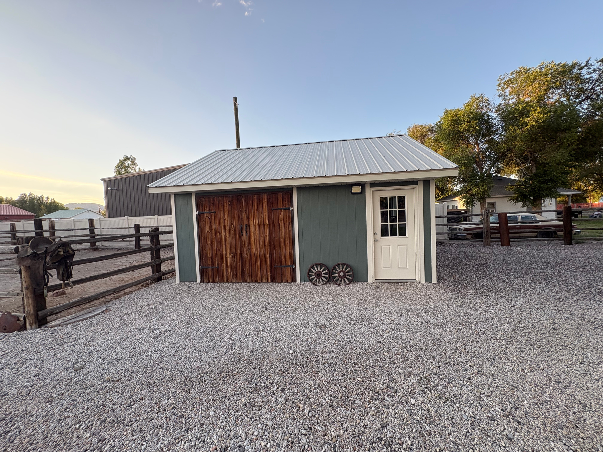 main property photo 23