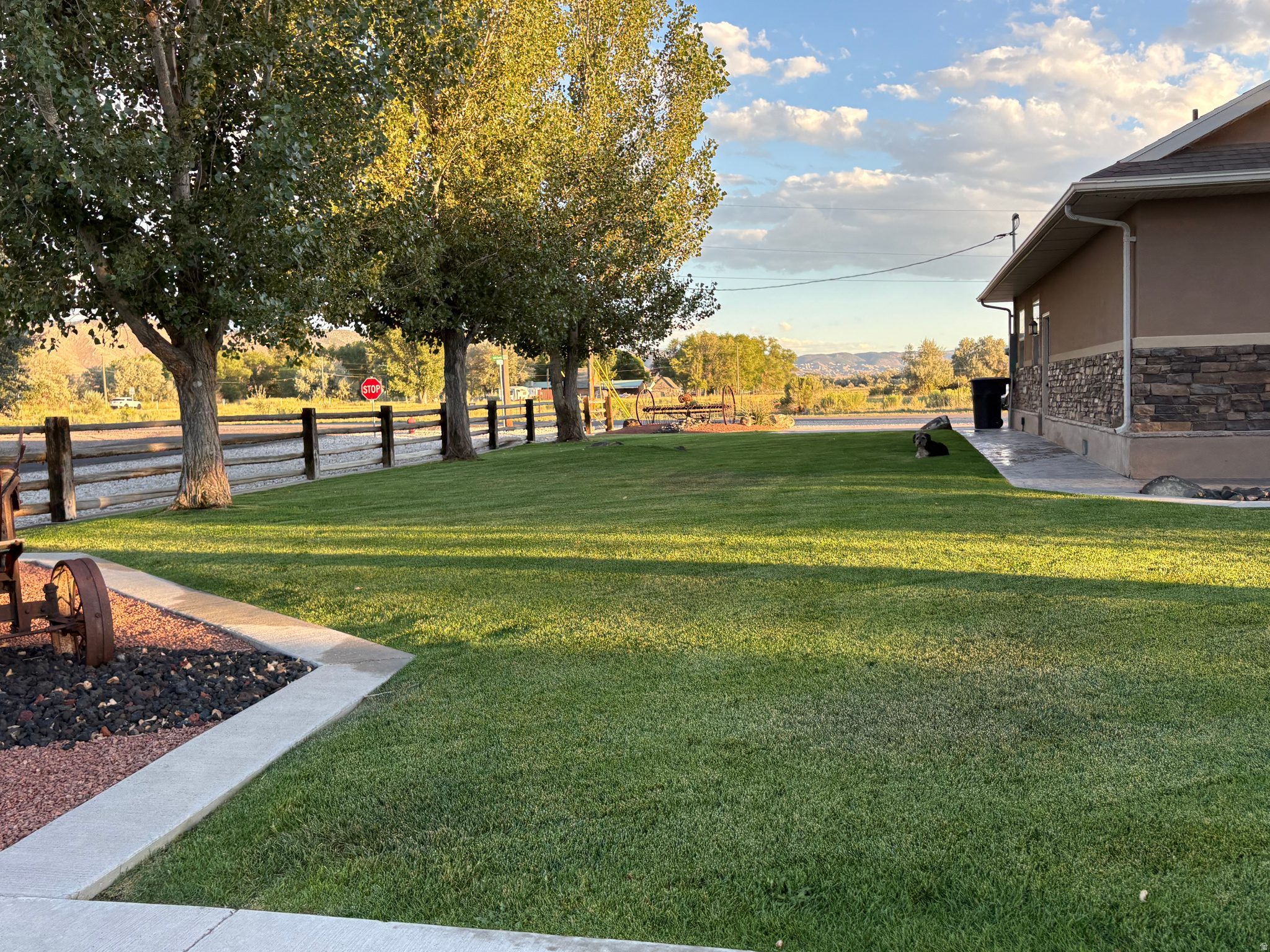 main property photo 7