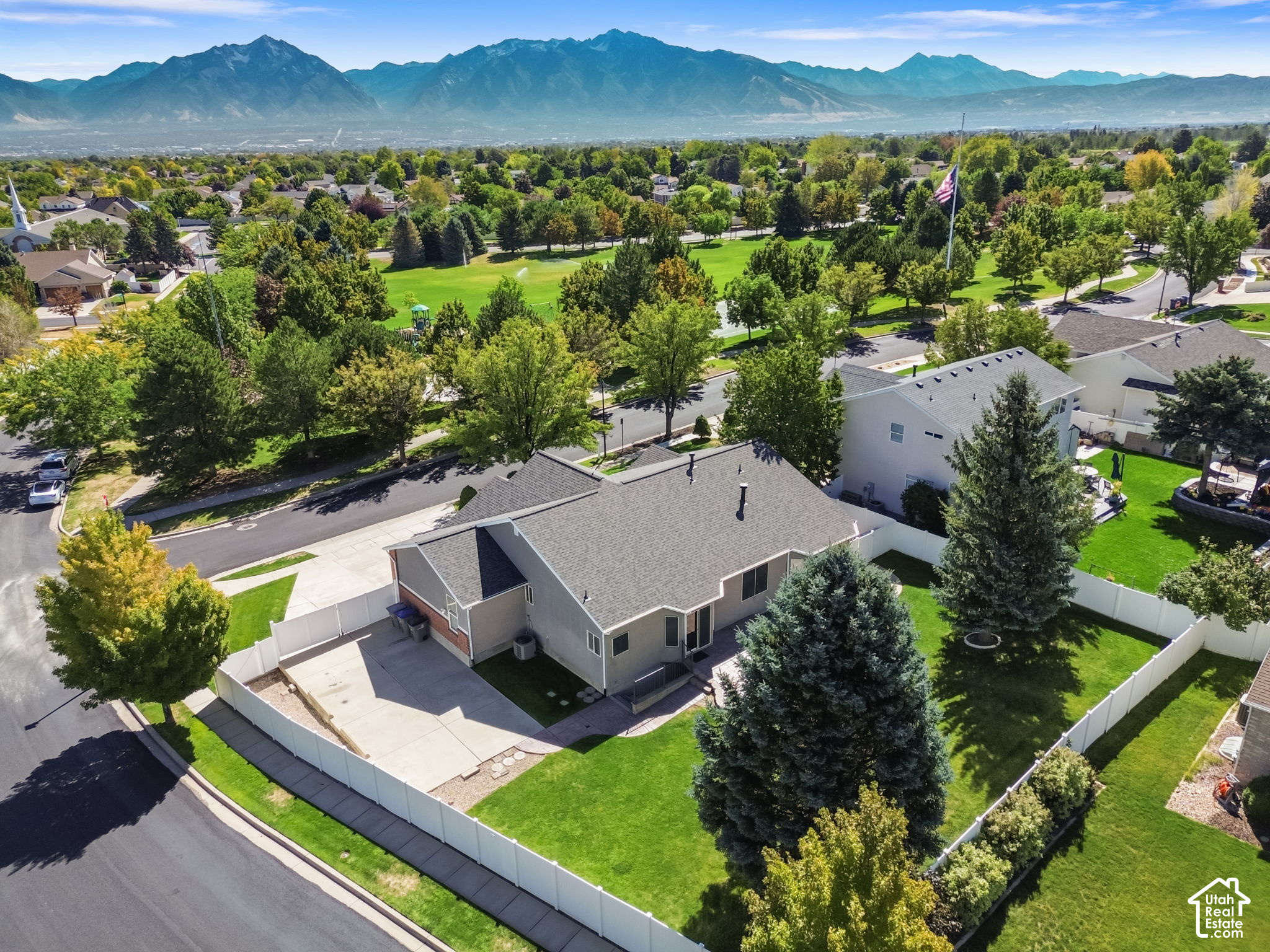 main property photo 47