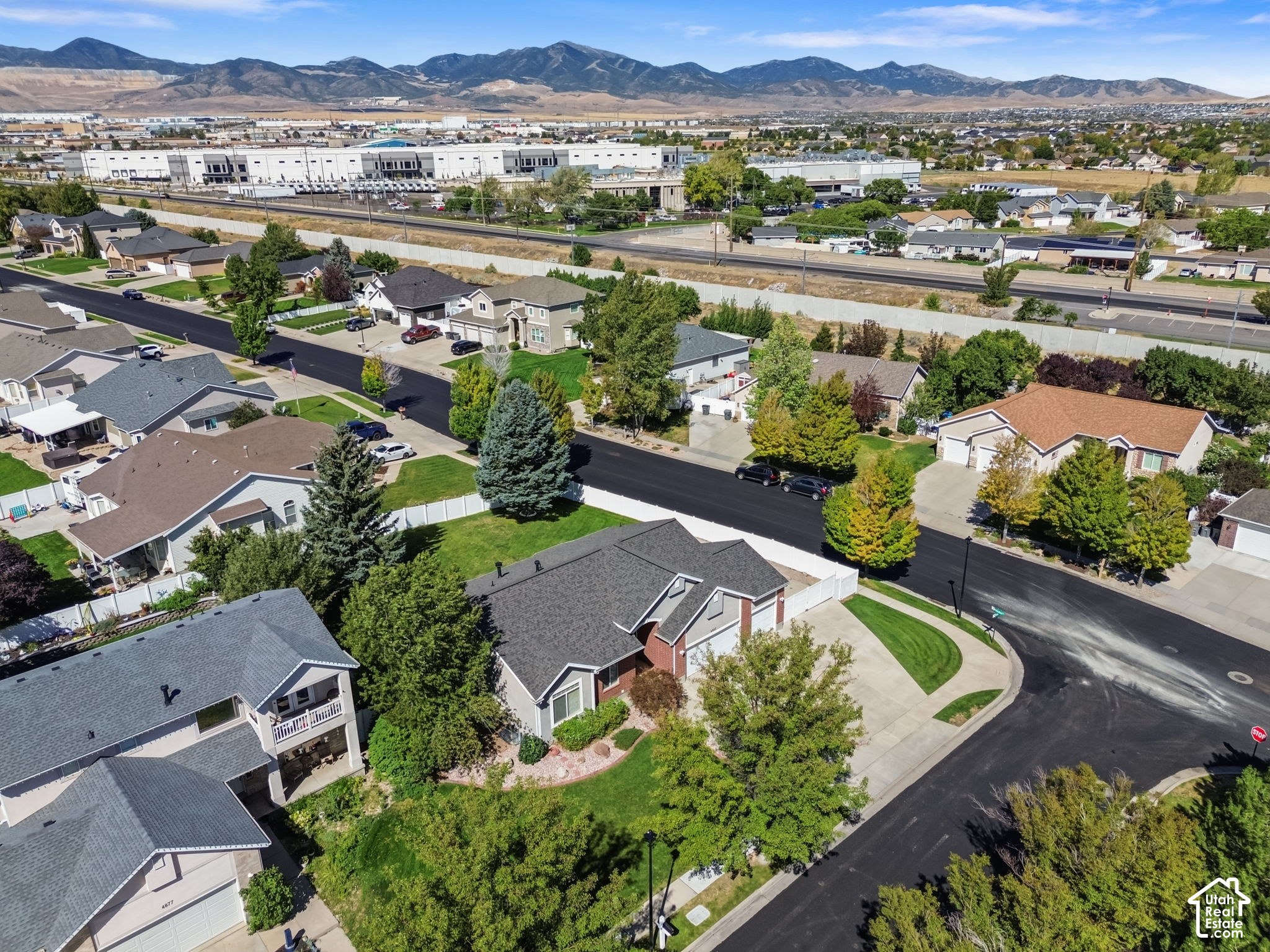main property photo 50
