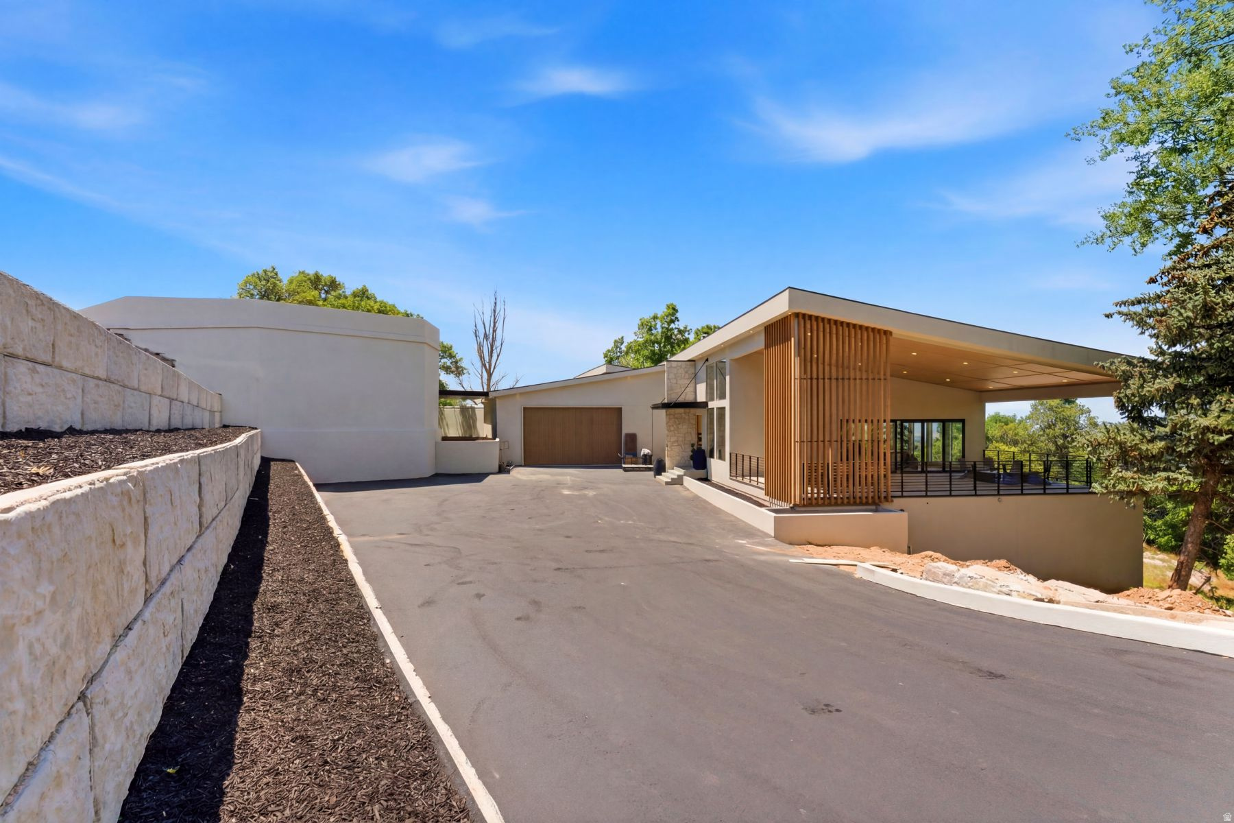 main property photo 67
