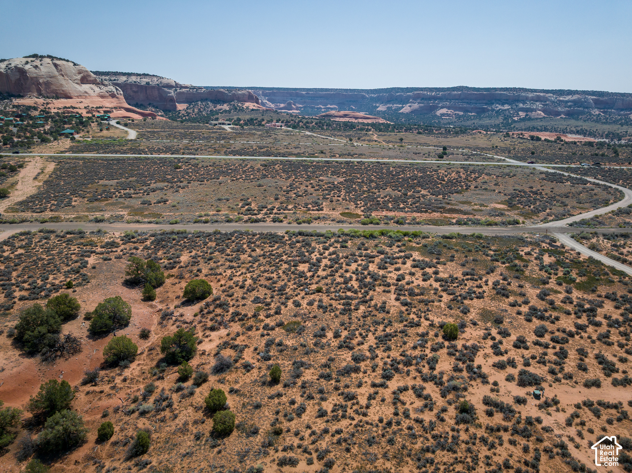 main property photo 19