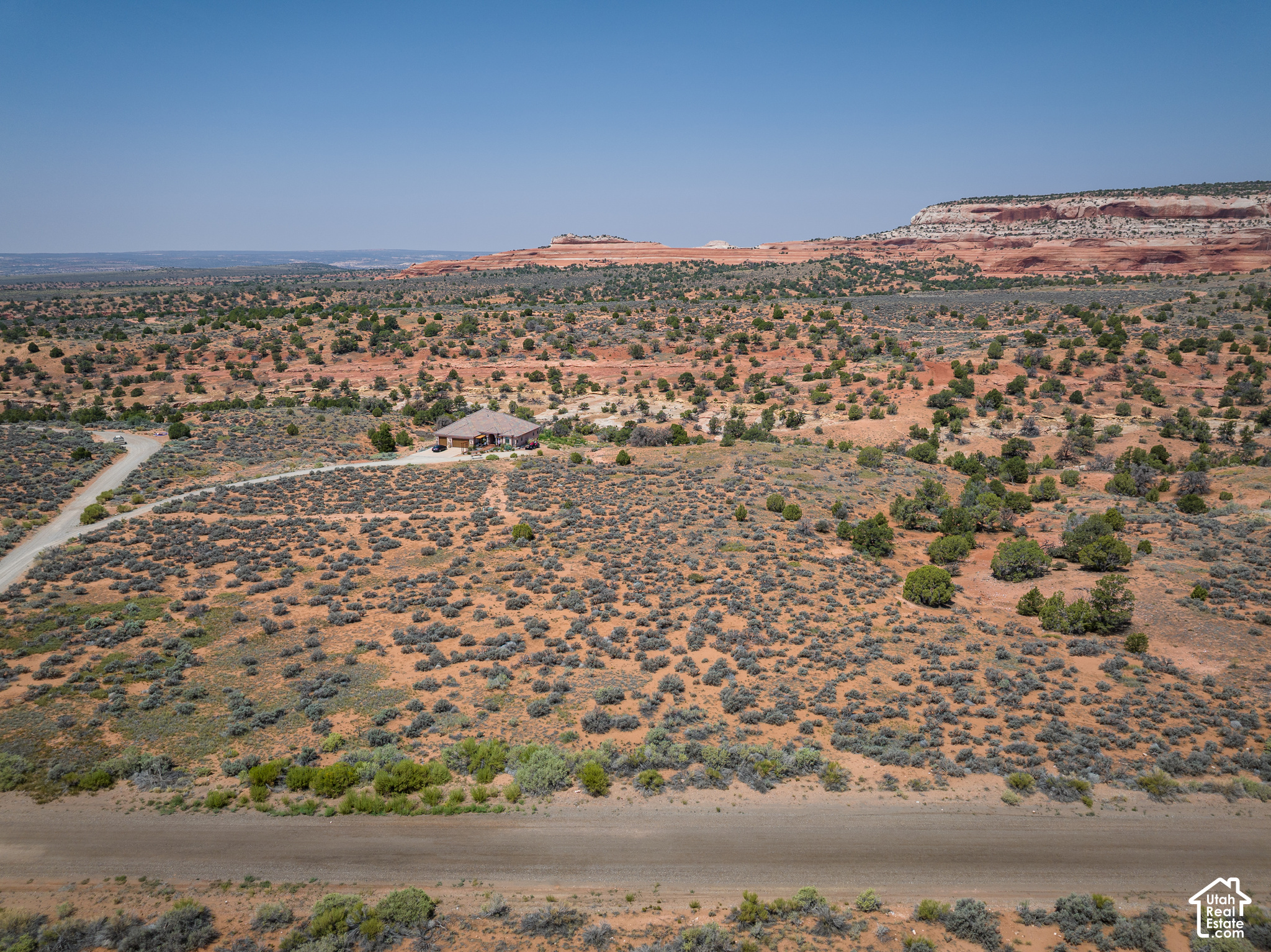 main property photo 24