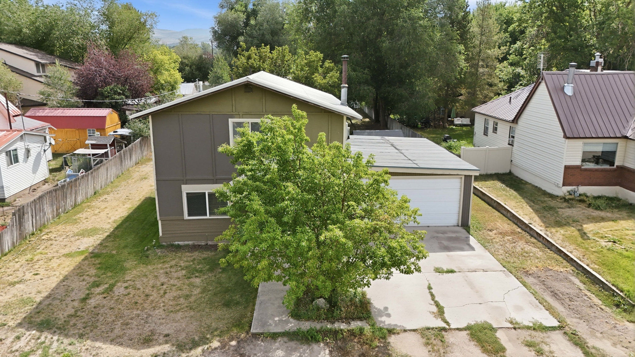 main property photo 43