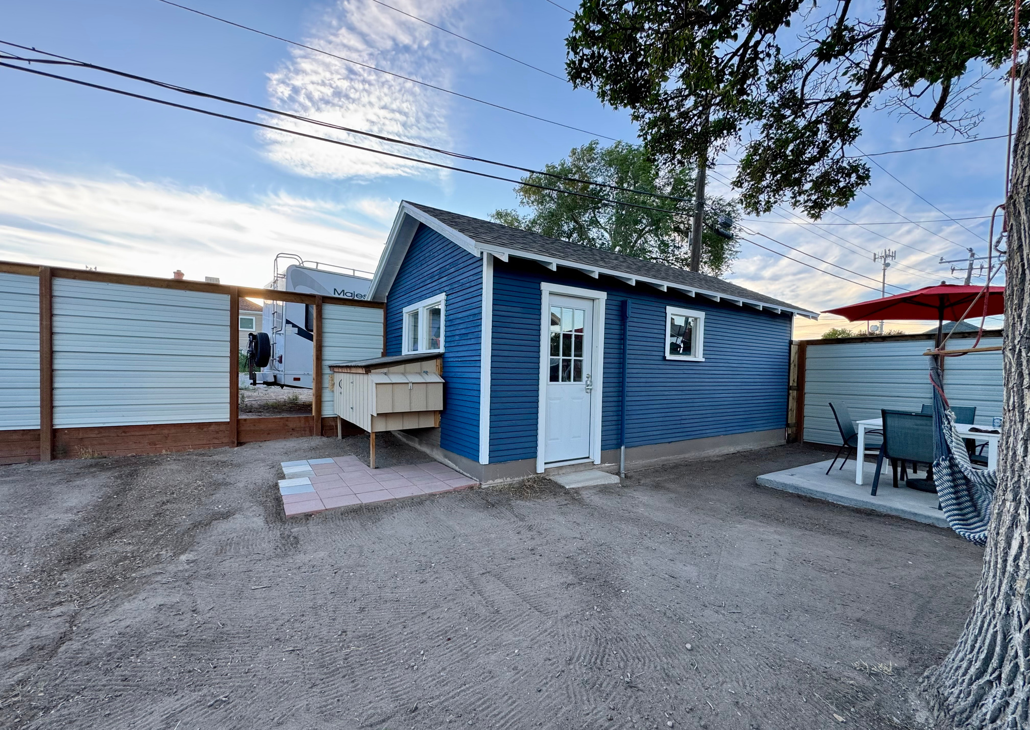 main property photo 44