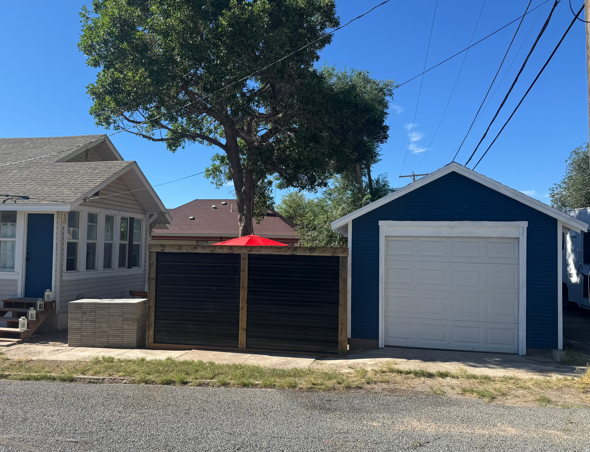 main property photo 47