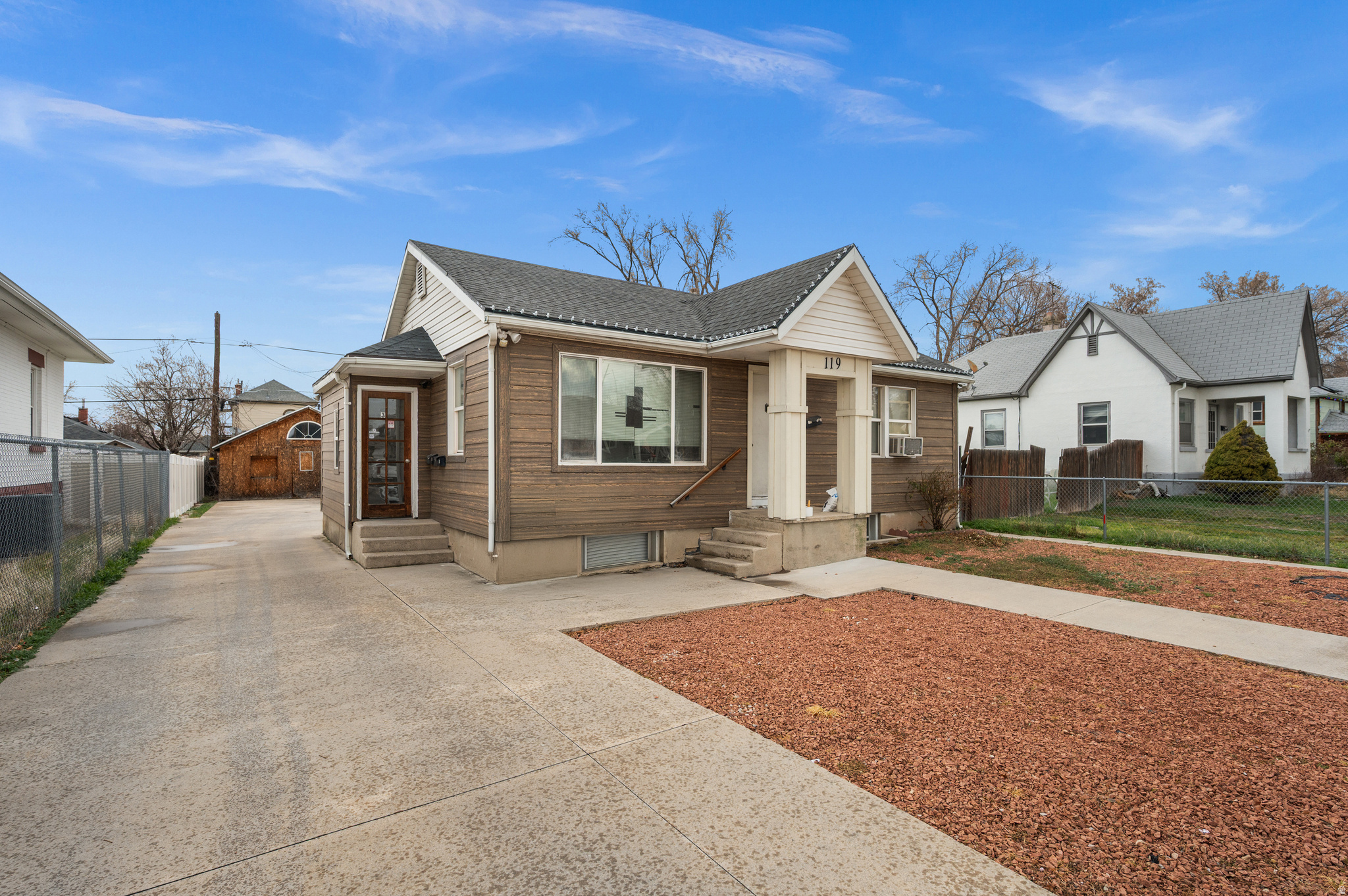 main property photo 0