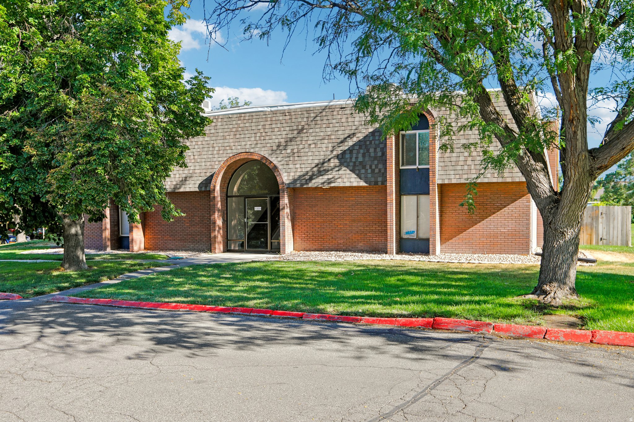 main property photo 0
