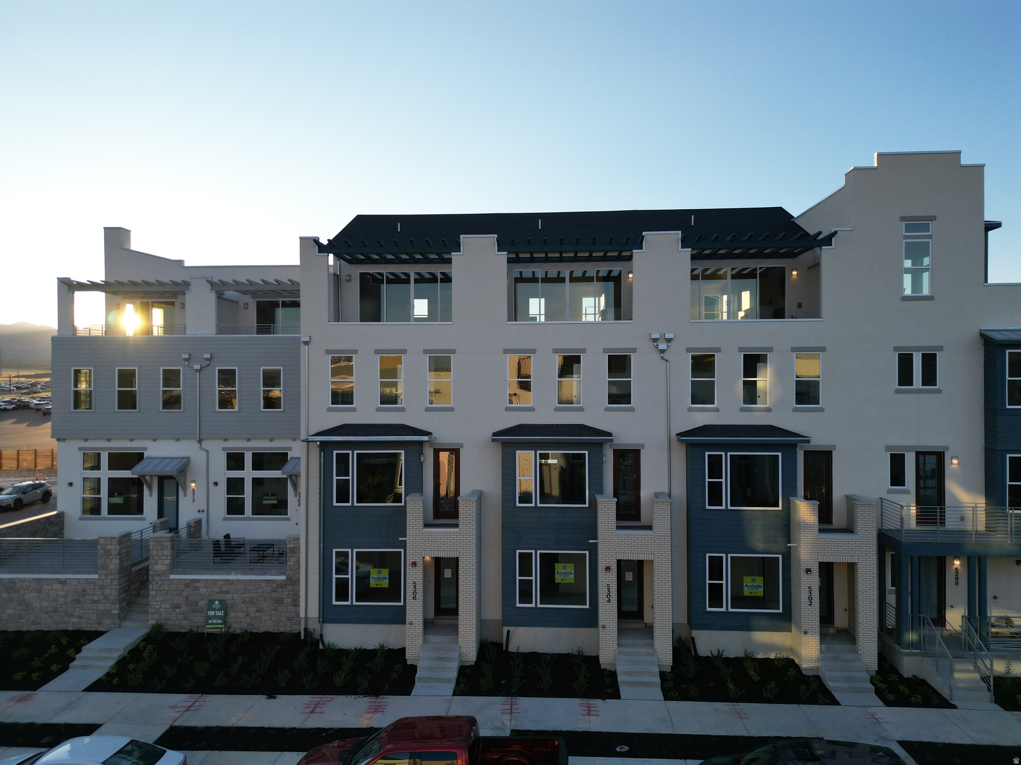 main property photo 0