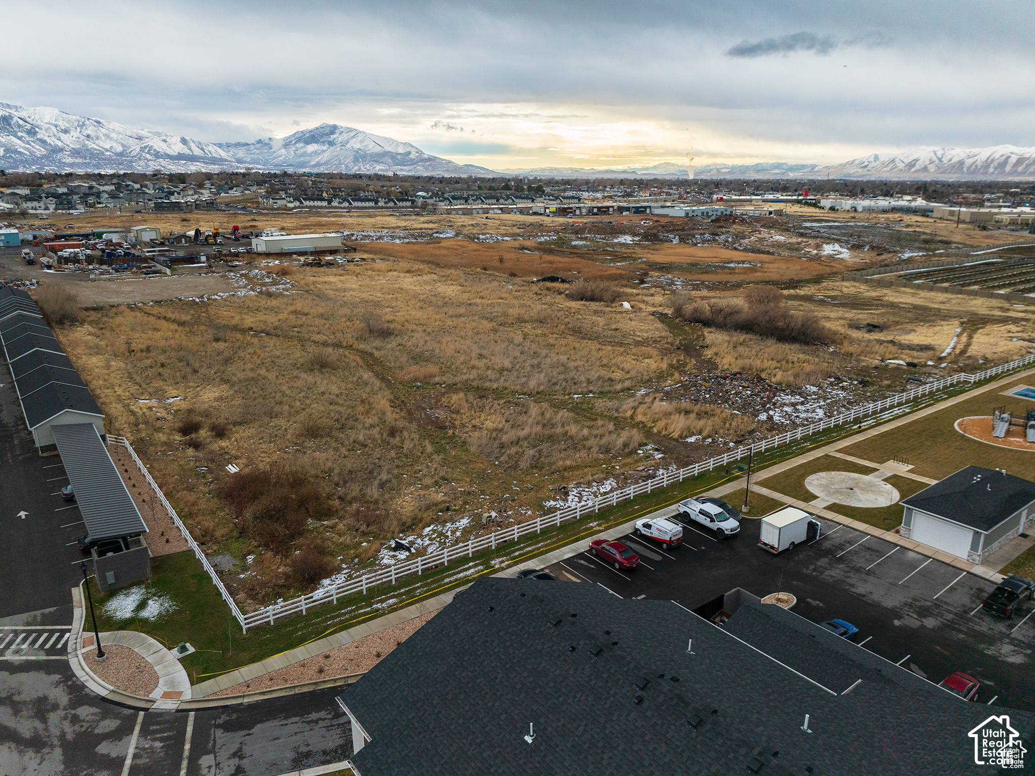main property photo 6