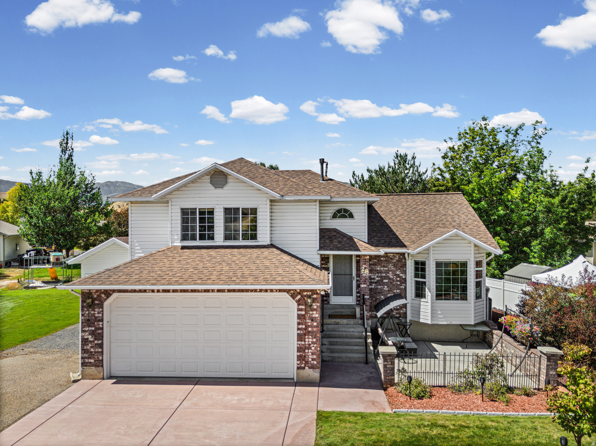 main property photo 0