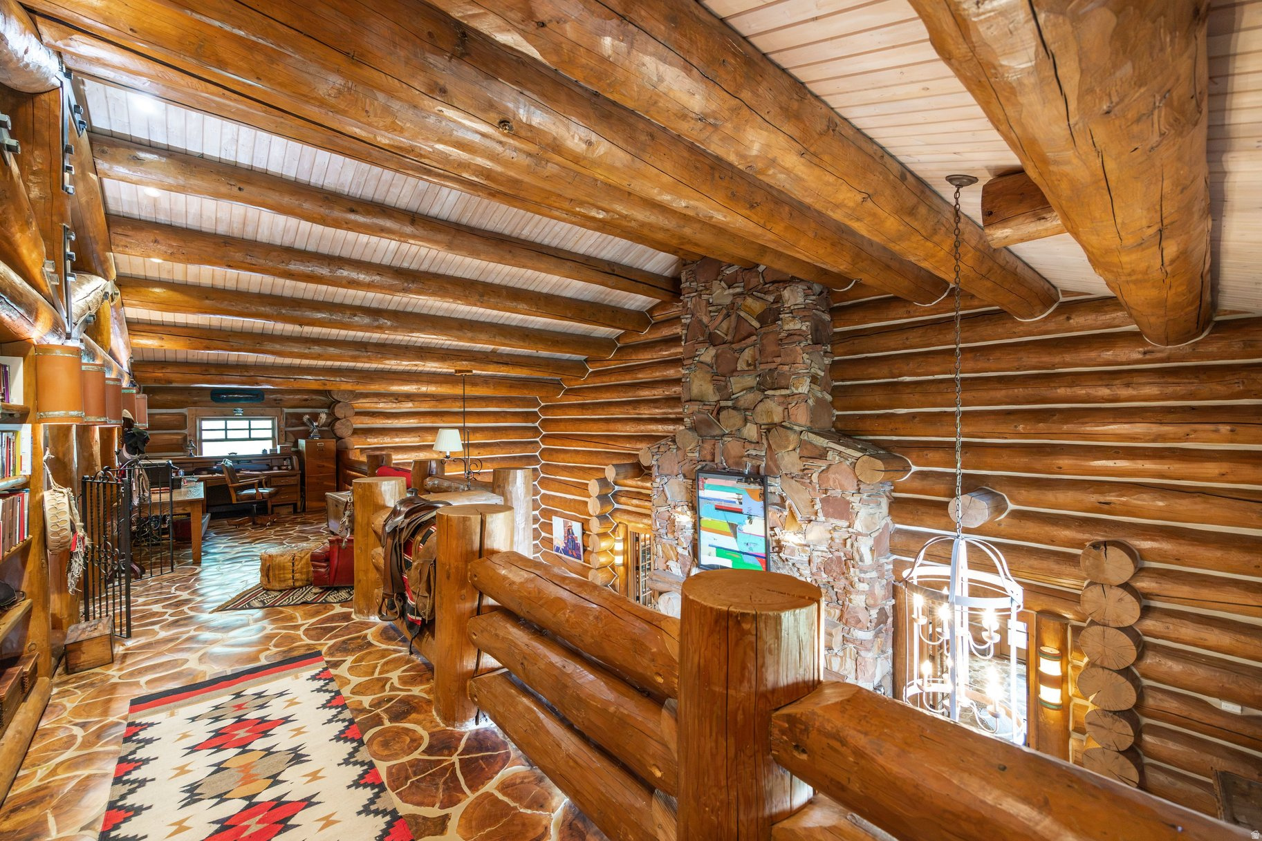 main property photo 74