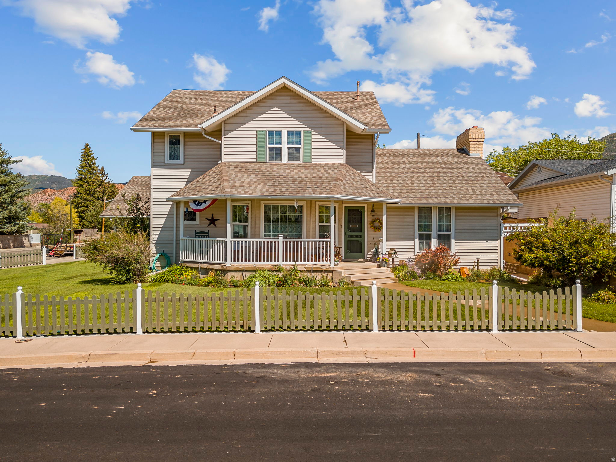 main property photo 0