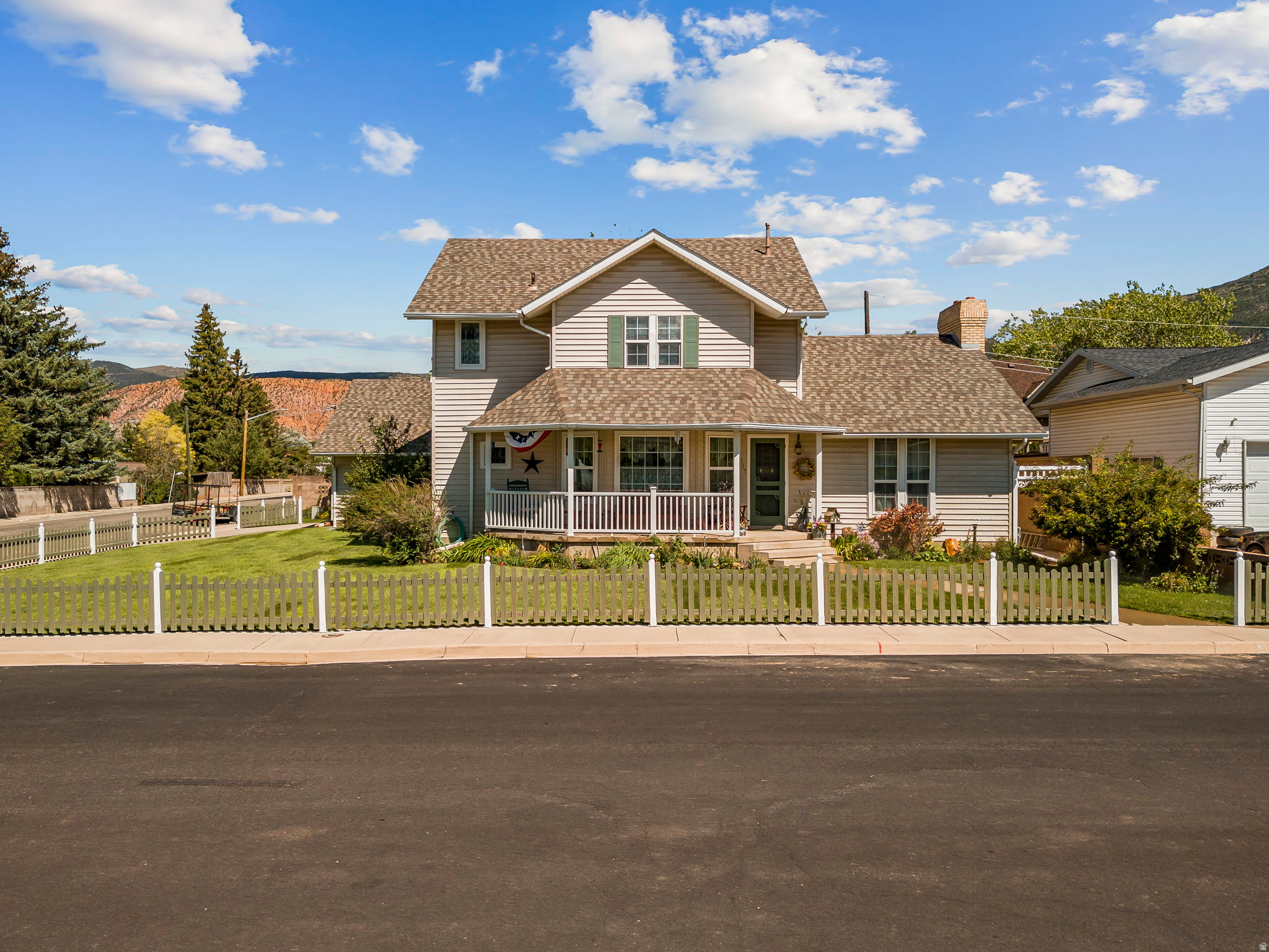 main property photo 45