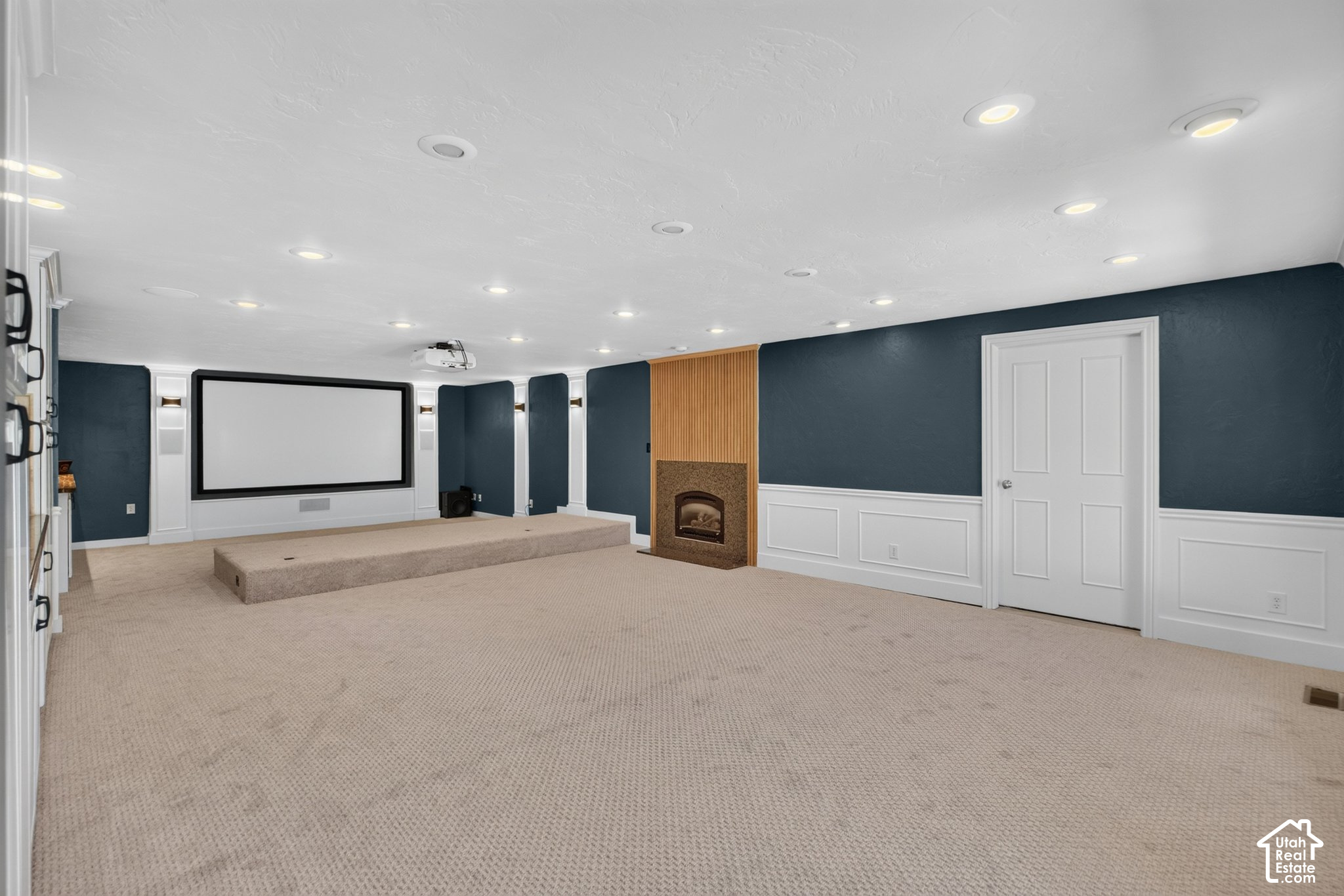 main property photo 111