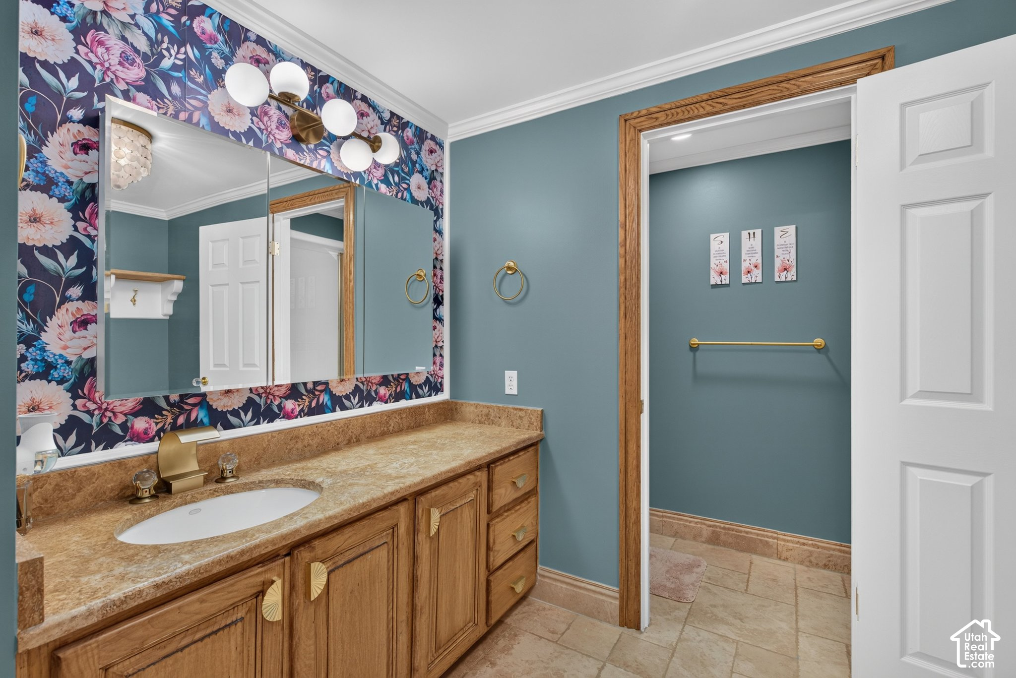 main property photo 116