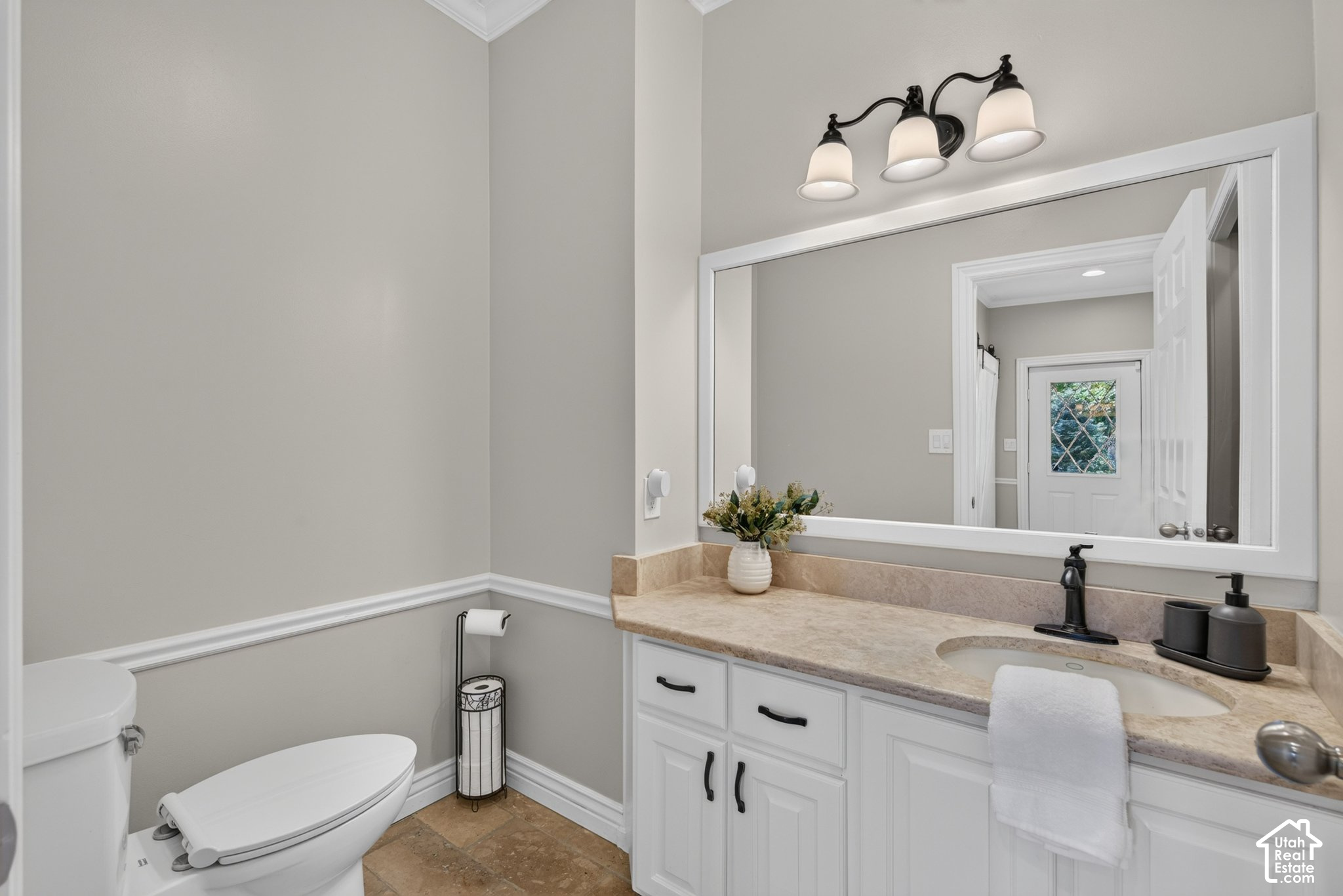 main property photo 54