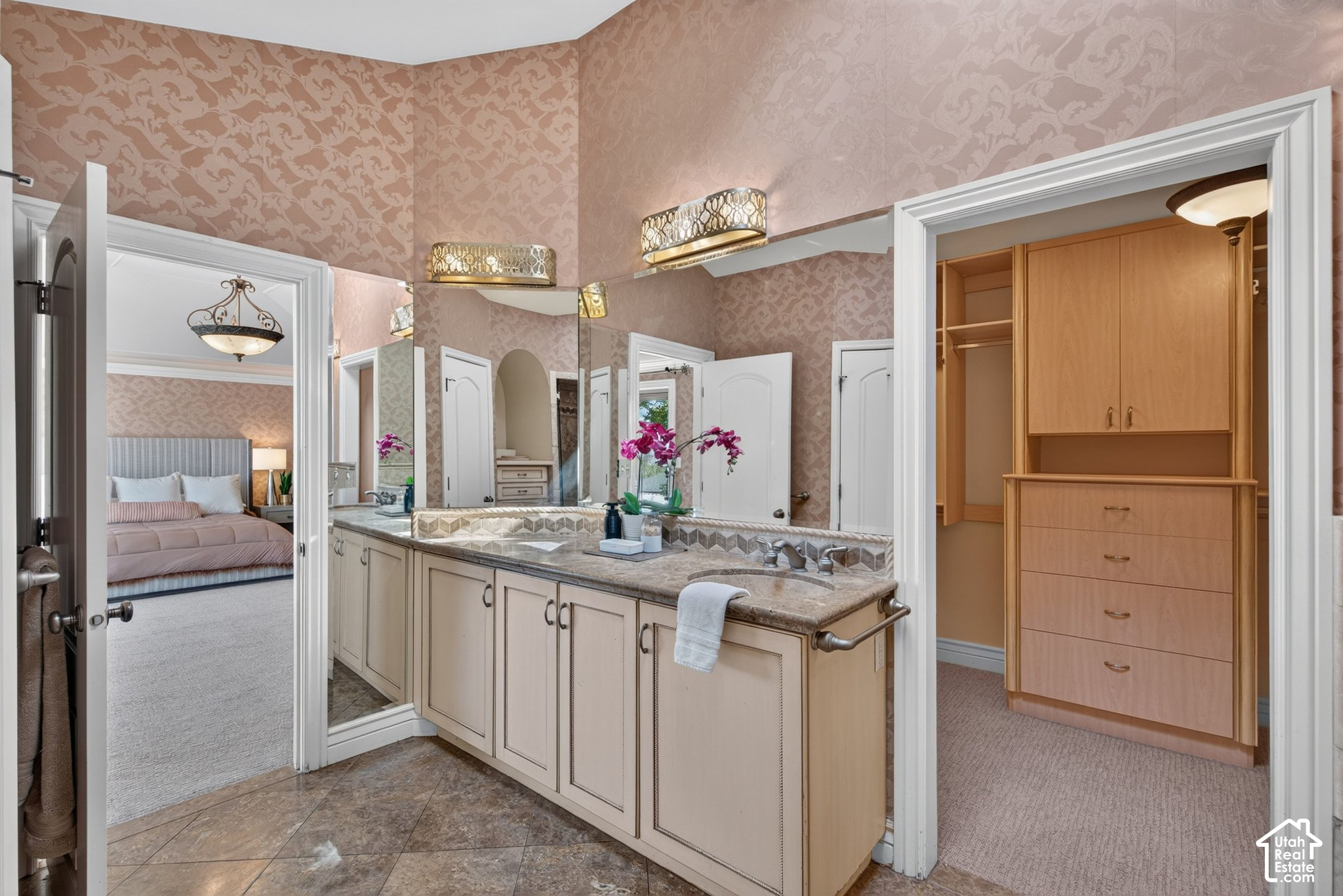 main property photo 73