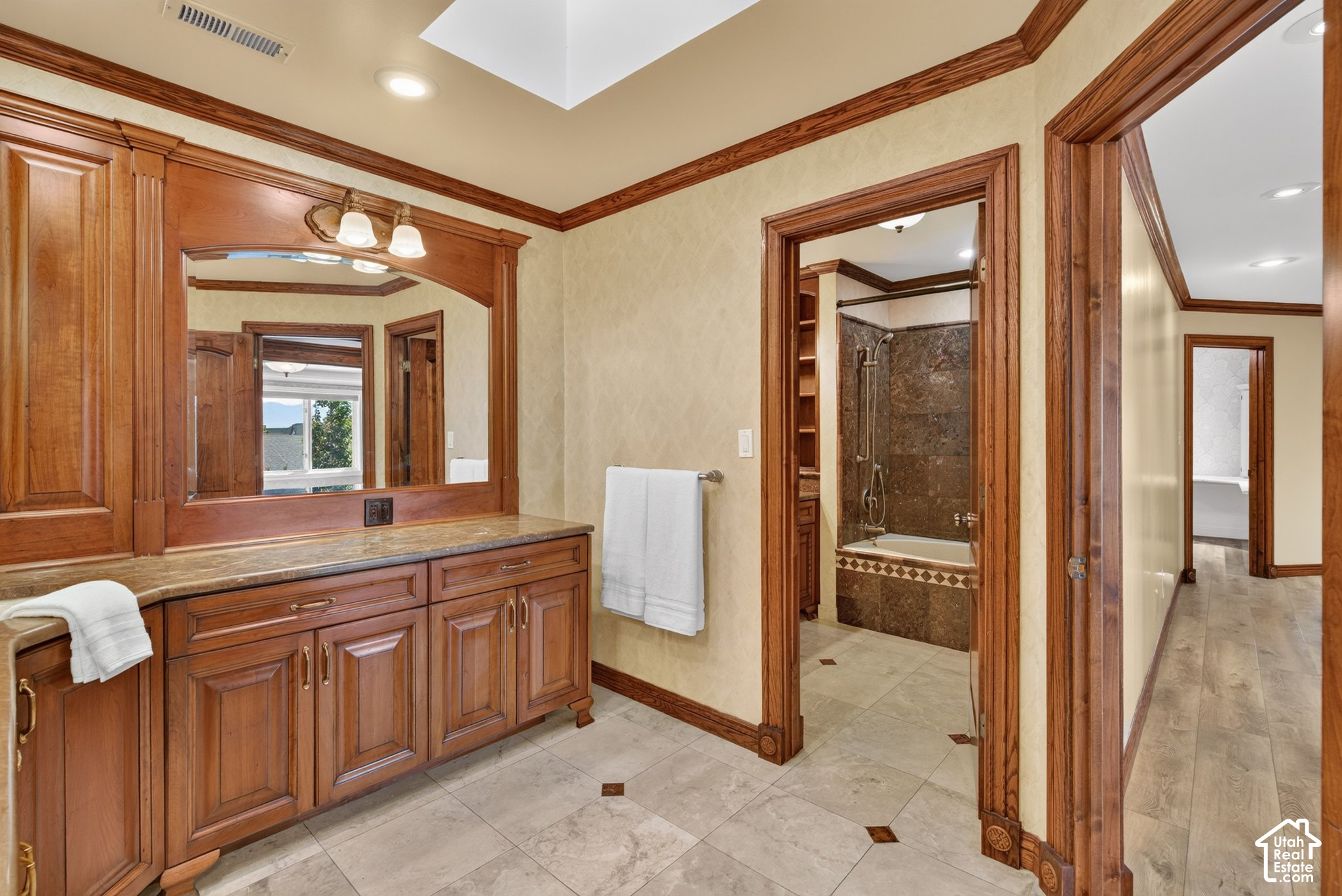 main property photo 79