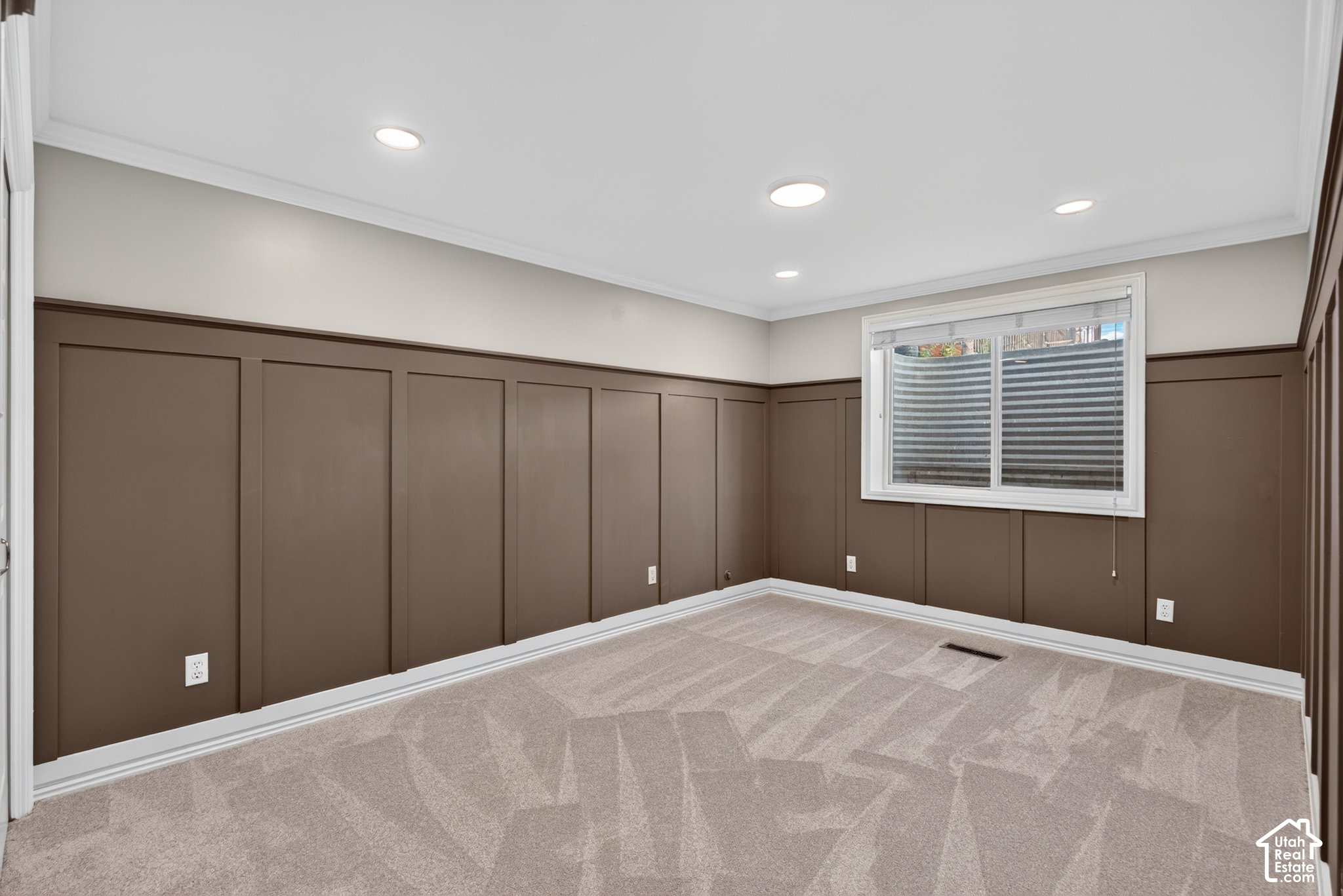 main property photo 98