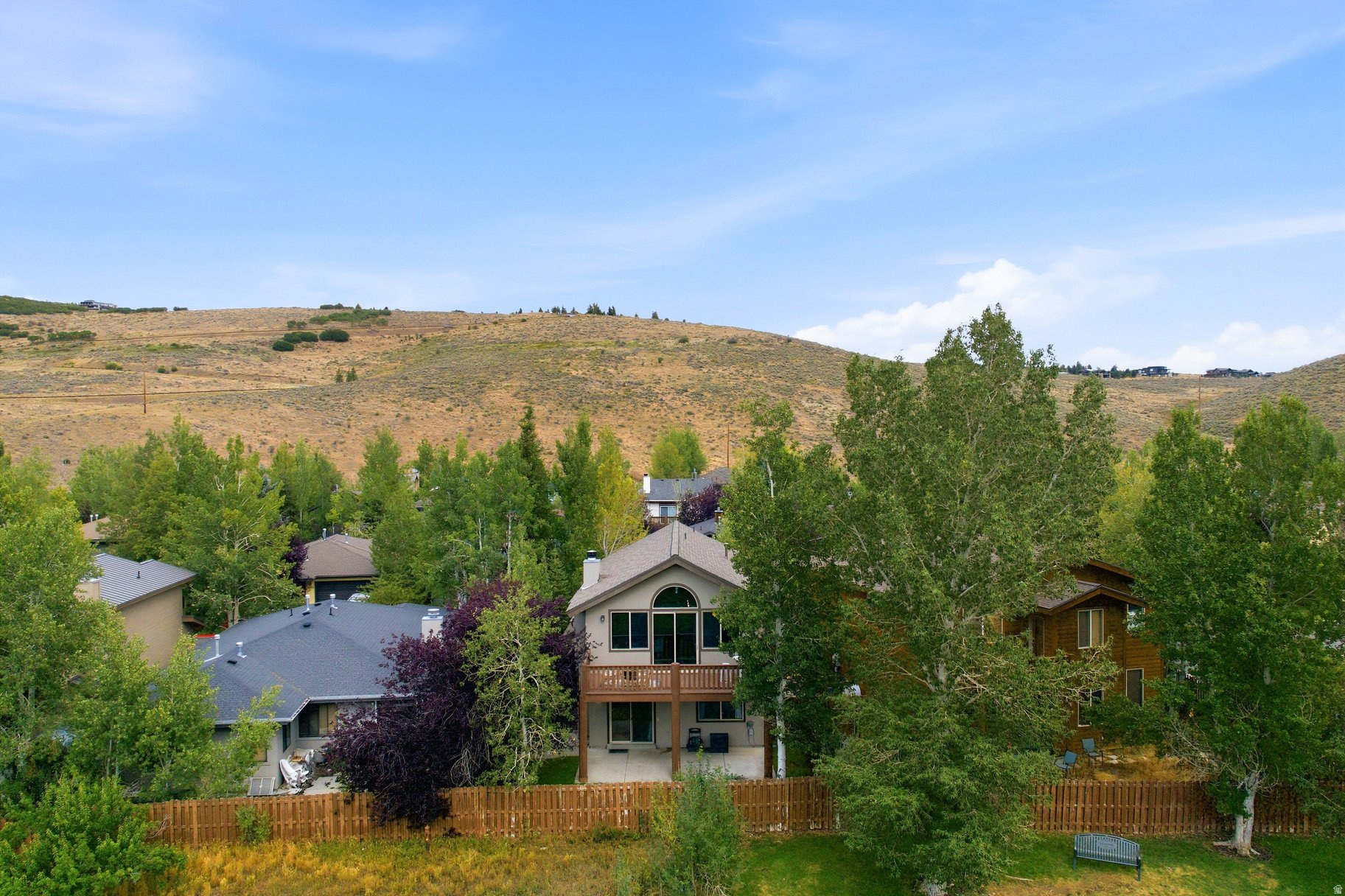 main property photo 23