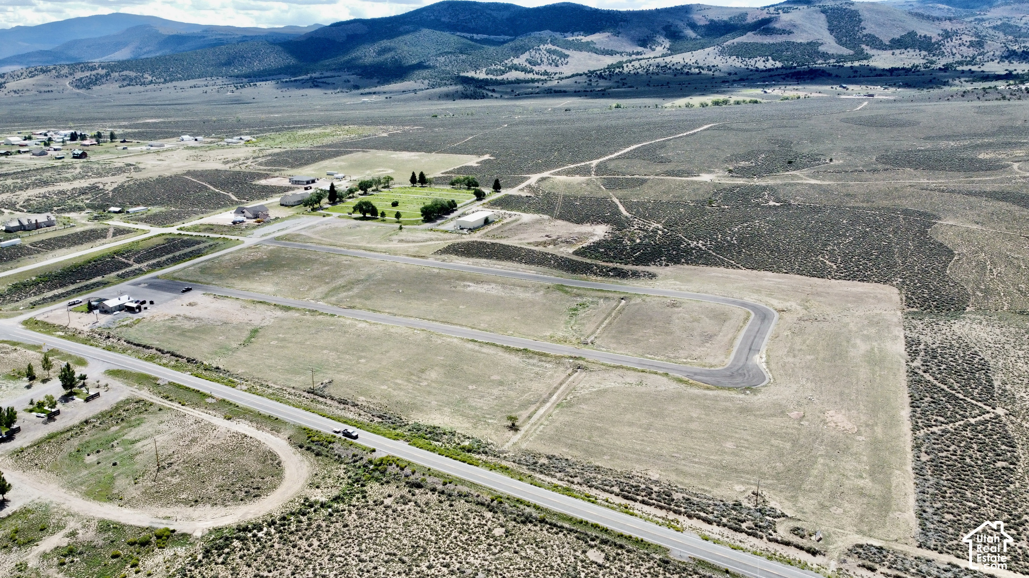 main property photo 19